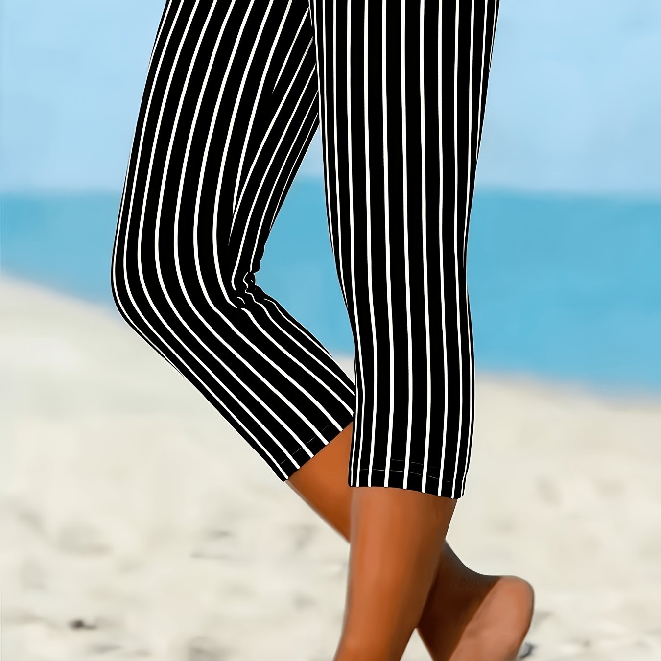 Image of Women's High-elastic Capri Pants - Striped Leggings Suitable For - Wear, Trousers With Capri Length, Machine Washable Non-sheer Pants For Casual, Office & Everyday Outfits ()