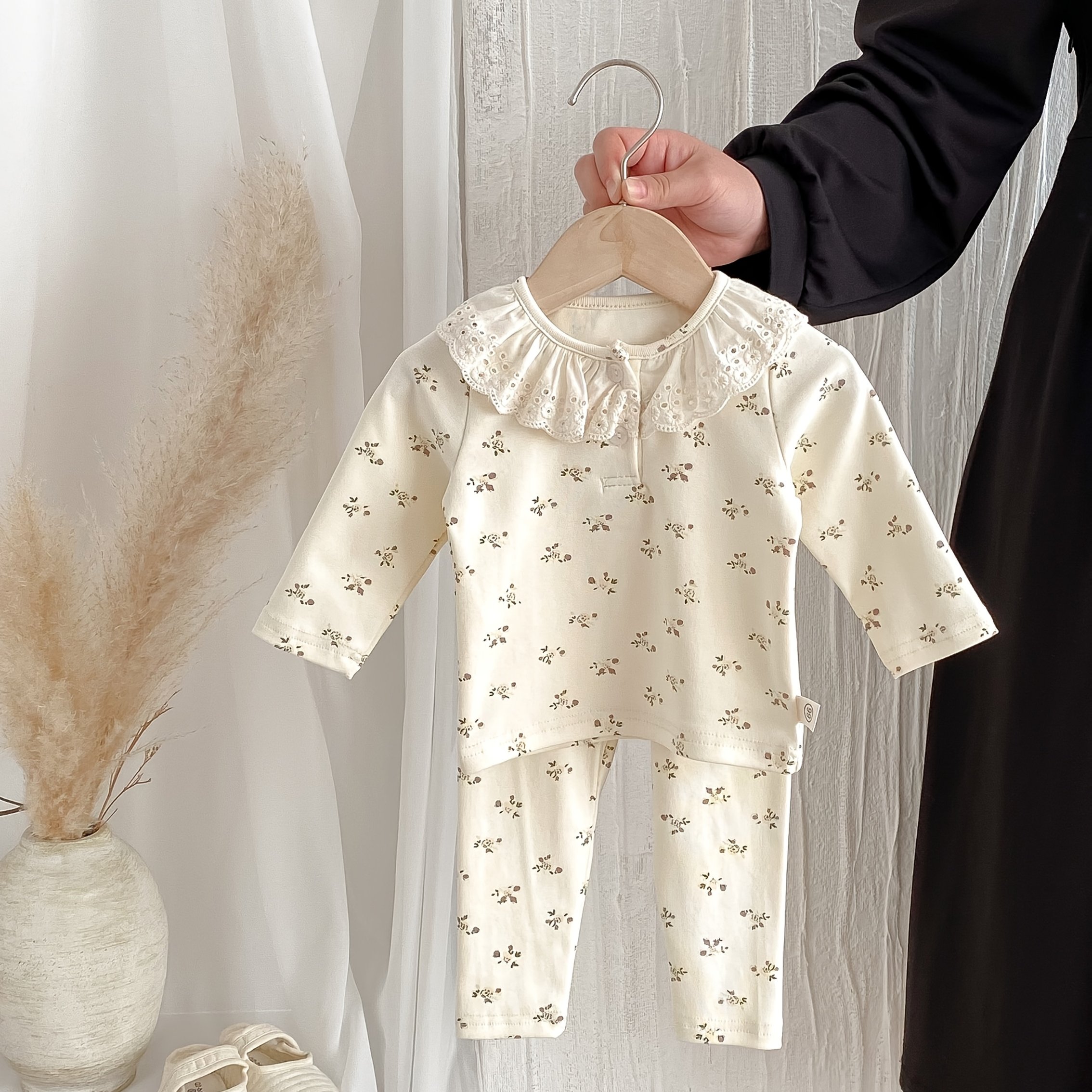 Image of Spring And Autumn Girls' Small Floral Long Sleeve And Pants 2pcs Set, Children's Baby Girl Lace Ruffle Collar 2pcs Set, Perfect For Outdoor