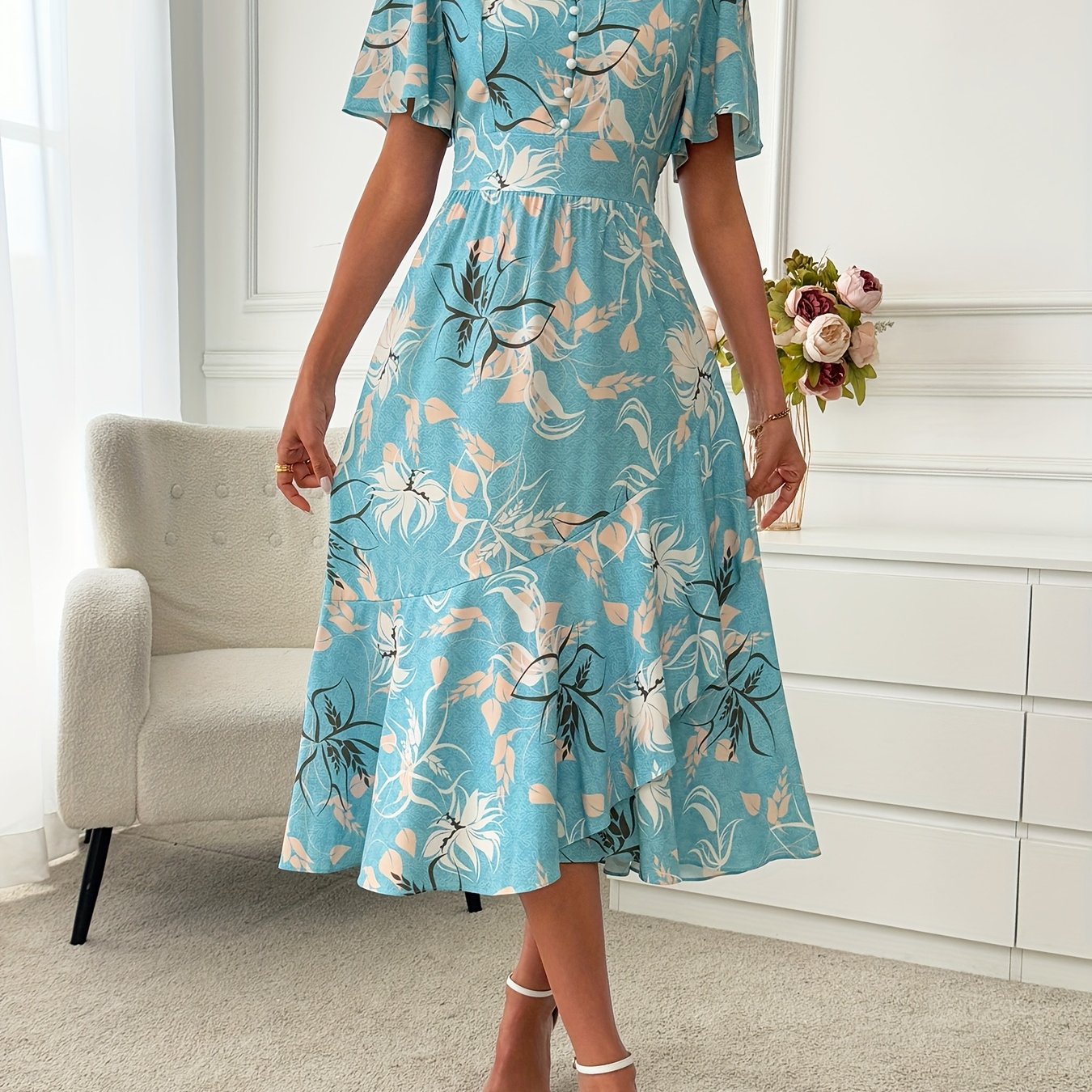 E-shop 10626 Elegantes Damenkleid mit Print