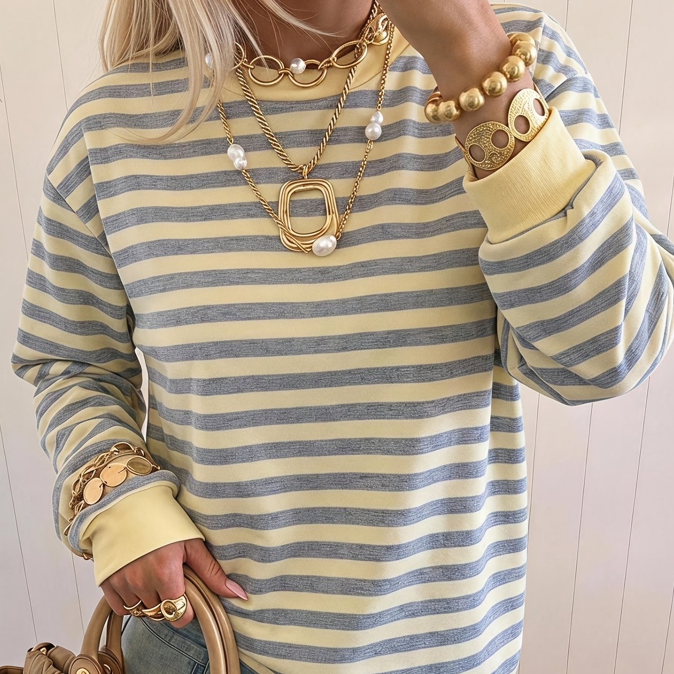 TEMU Autumn/winter Women's Fashionable Versatile Long-sleeve Crewneck Sweatshirt For Back-to- Season, Teacher Graduation Season, And Fall Casual Wear