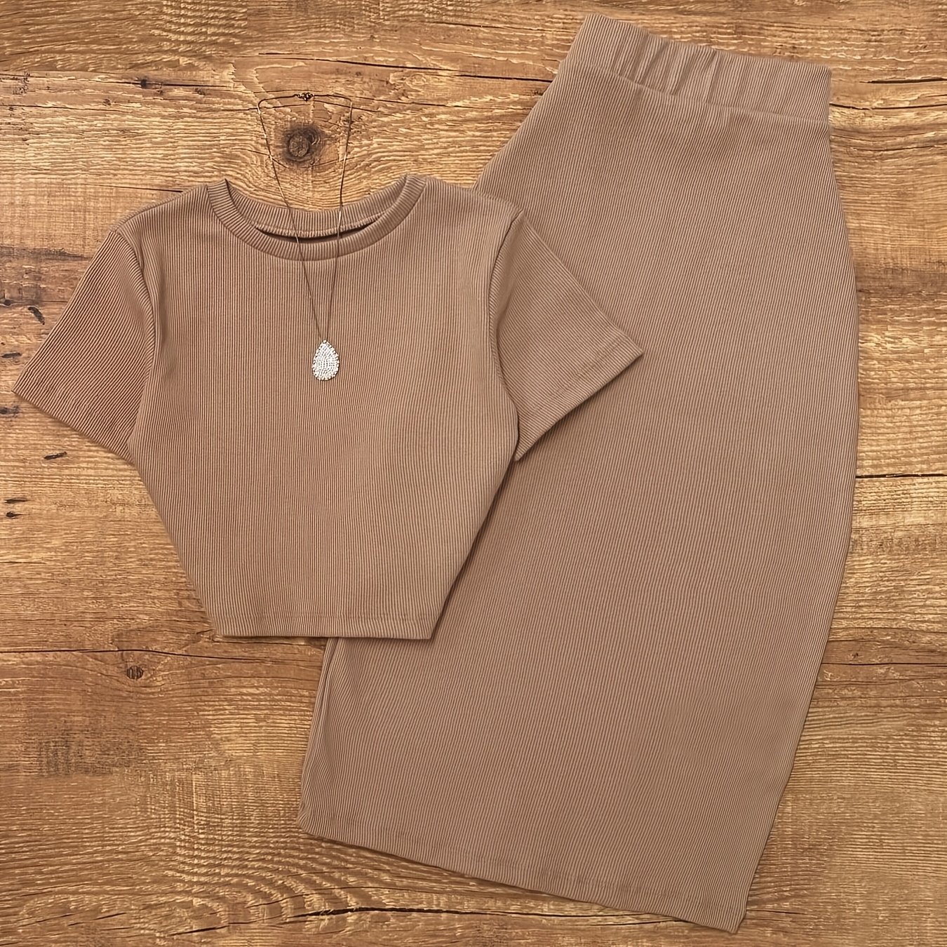 TEMU Solid Stripe 2pcs Set Round Neck Short Slim Fit T-shirt high Waist Waist Hip Hugging Skirt For Spring And Summer Casual Commuting And Dating
