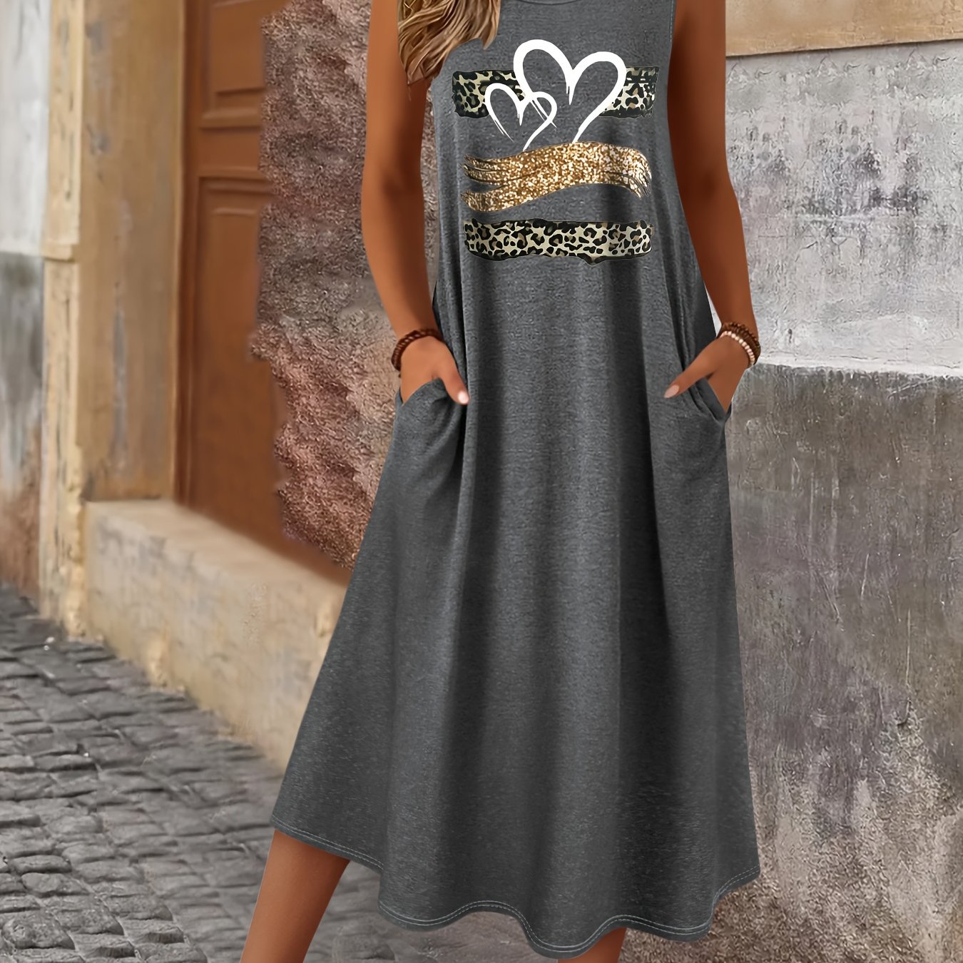 Image of Plus Size, Summer Women's Fashion Leopard Print Heart Pattern Sleeveless Vest Dress With Round Neck And Pockets, Casual Plus Size Dress For Women