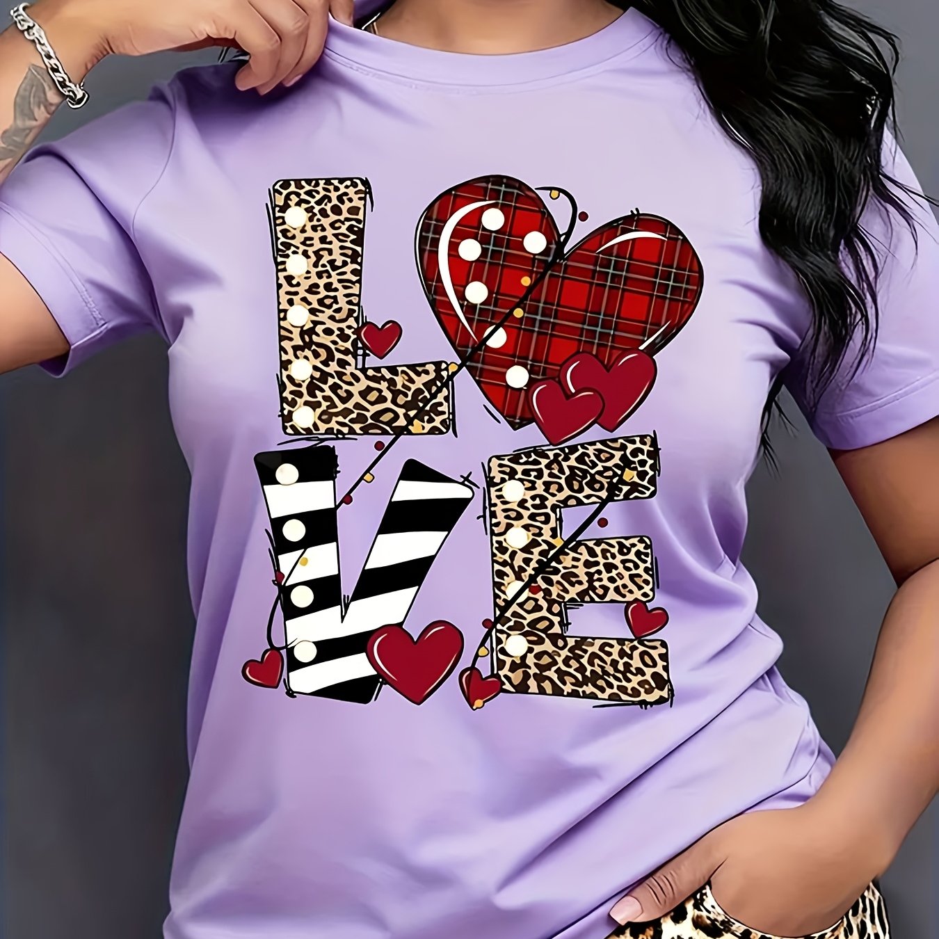 TEMU Love Heart Pattern Round Neck Short Sleeve T-shirt, Women's Casual Fashion Top, Birthday Gift, Suitable For Outdoor And Indoor Wear, Lightweight