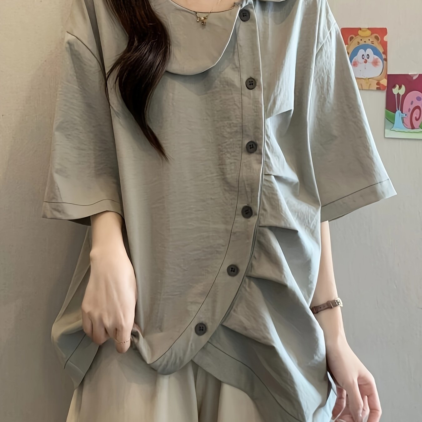 TEMU レディース ブラウス 服装 - 半袖 ア裾ブラウス、ルーズフィット 体型をカバーする無地、軽量で通気性あり、普段着やお出かけに最適、洗濯機洗い可