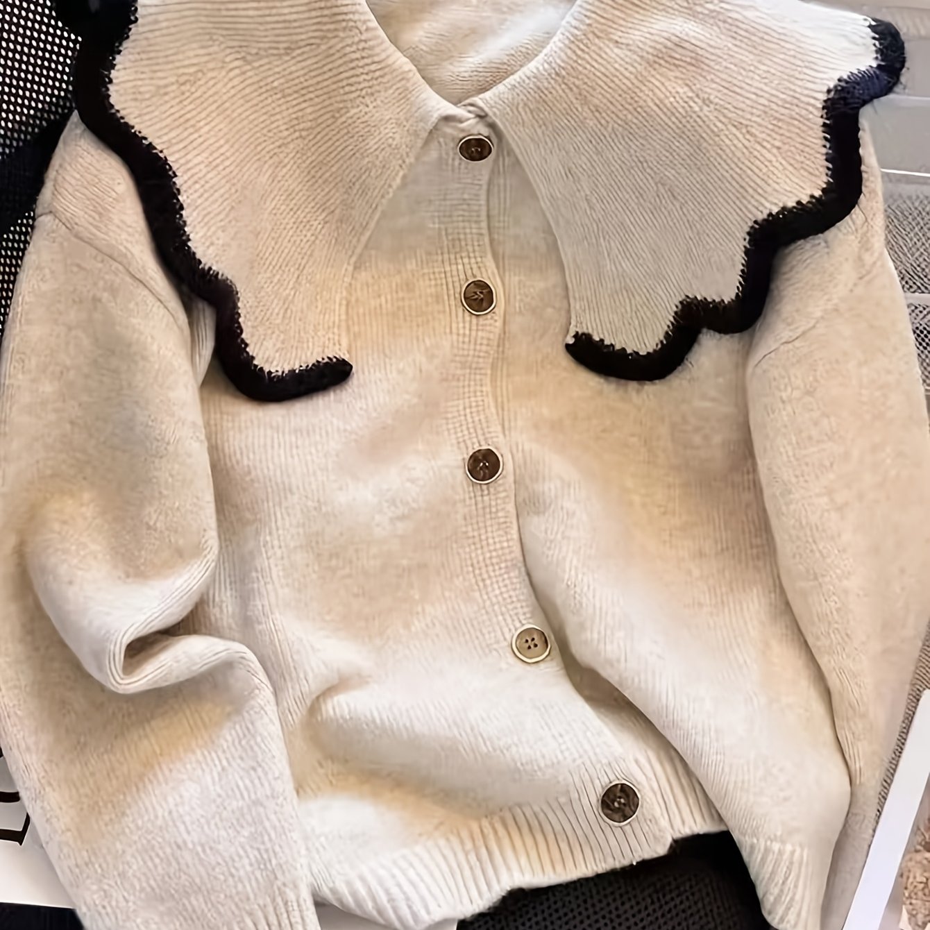TEMU Women's Autumn/winter Loose-fit Gentle Style Age-reducing Chic Versatile Doll Collar Designer Niche Top Sweater