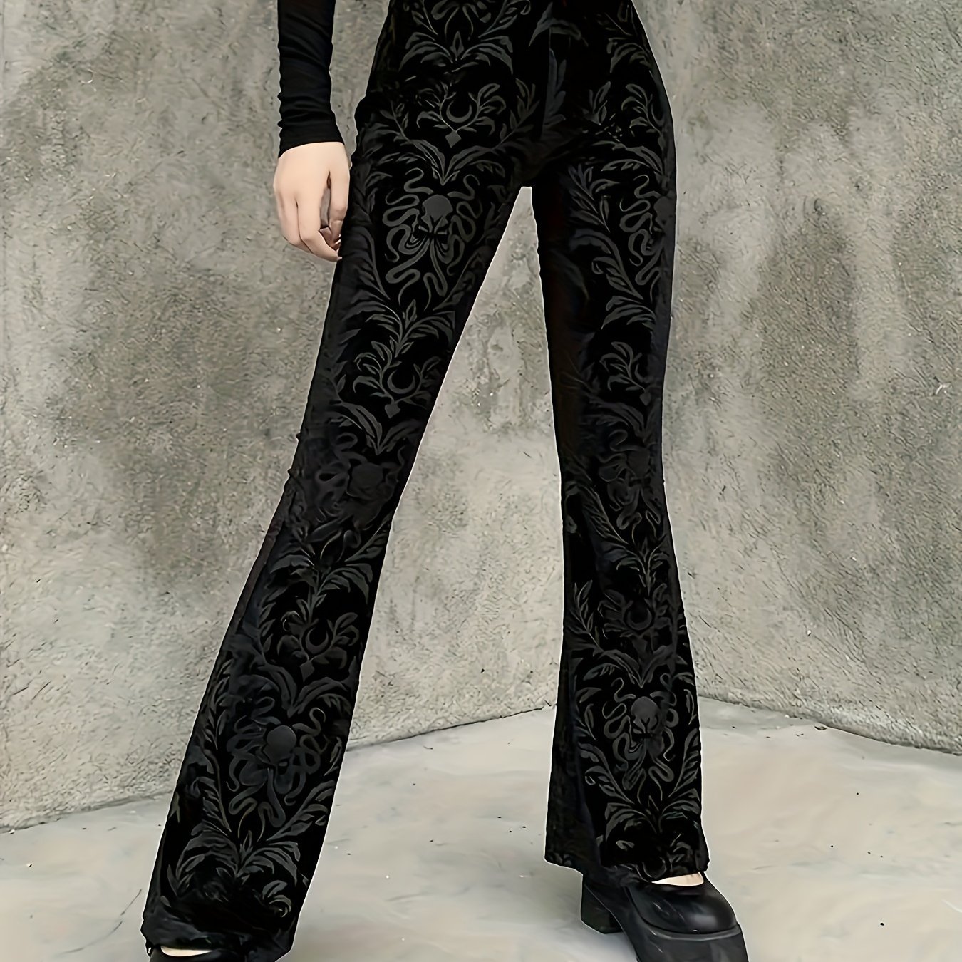 Plus Size - Plus Size - Velvet Flared Pants
