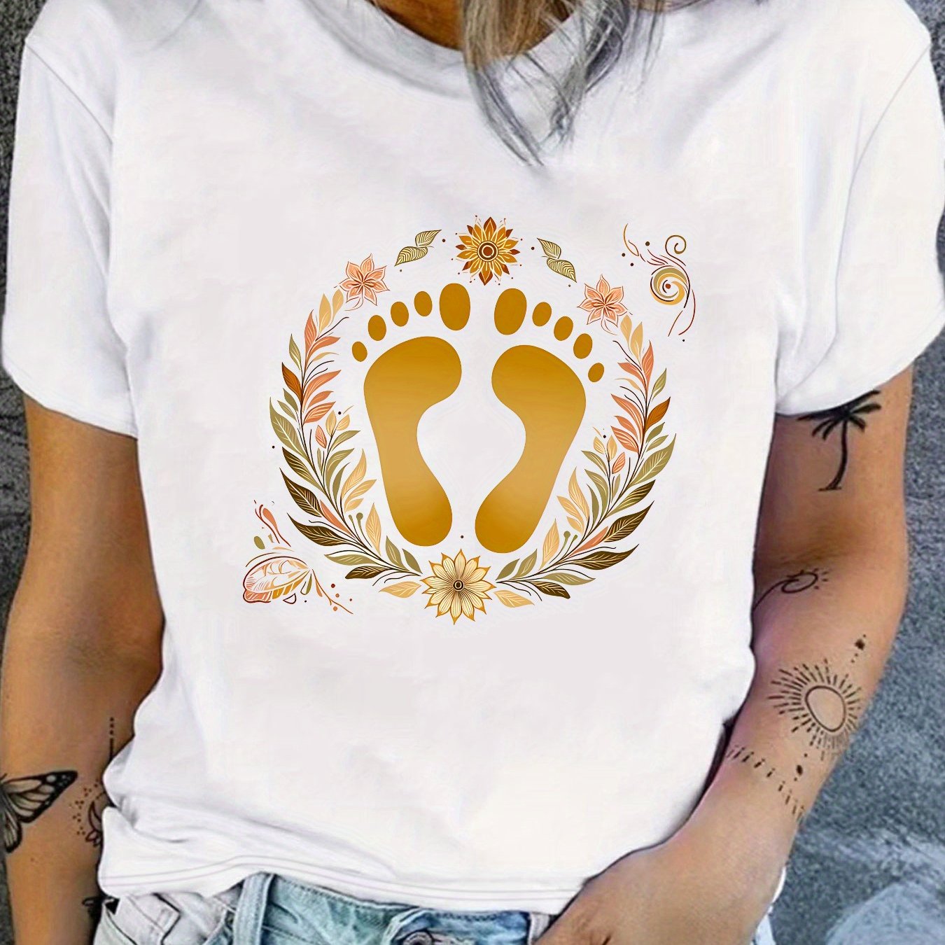 TEMU Footprint Print T-shirt, Casual Round Neck Short Sleeve T-shirt, Women's Wear, Minimalist Style Casual Tee