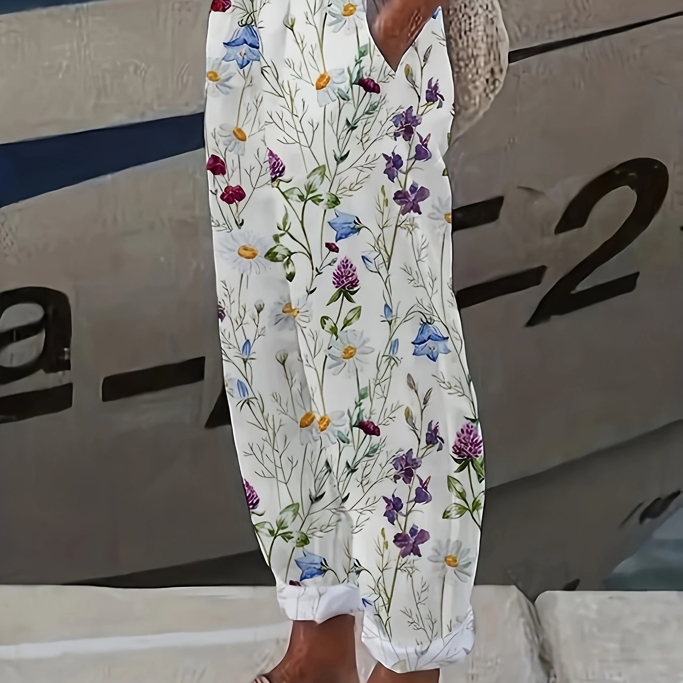 Image of Women's Plus Size Casual Floral Print Straight-leg Pants With Elastic Waistband - Machine Washable, Polyester, , Cute Pants