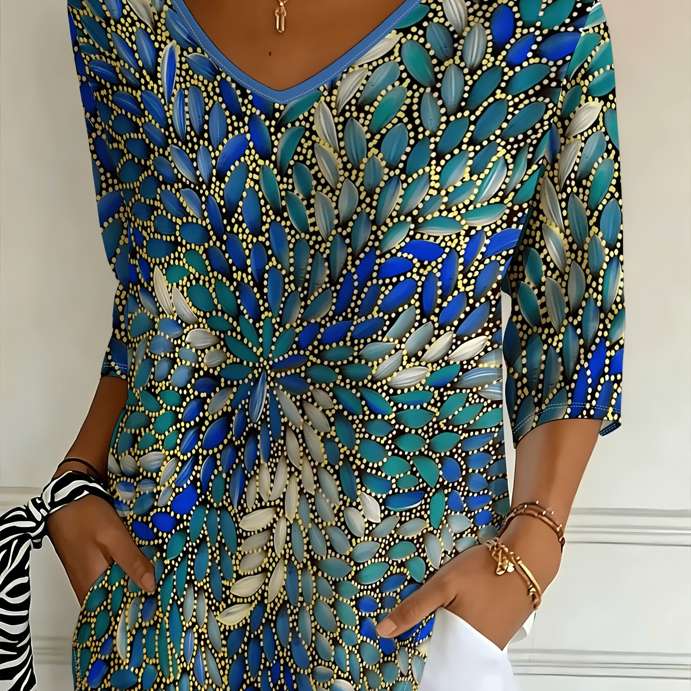 TEMU Women's Loose- With Base, Golden Tassels, Print, V-neck, And Three-quarter Sleeves