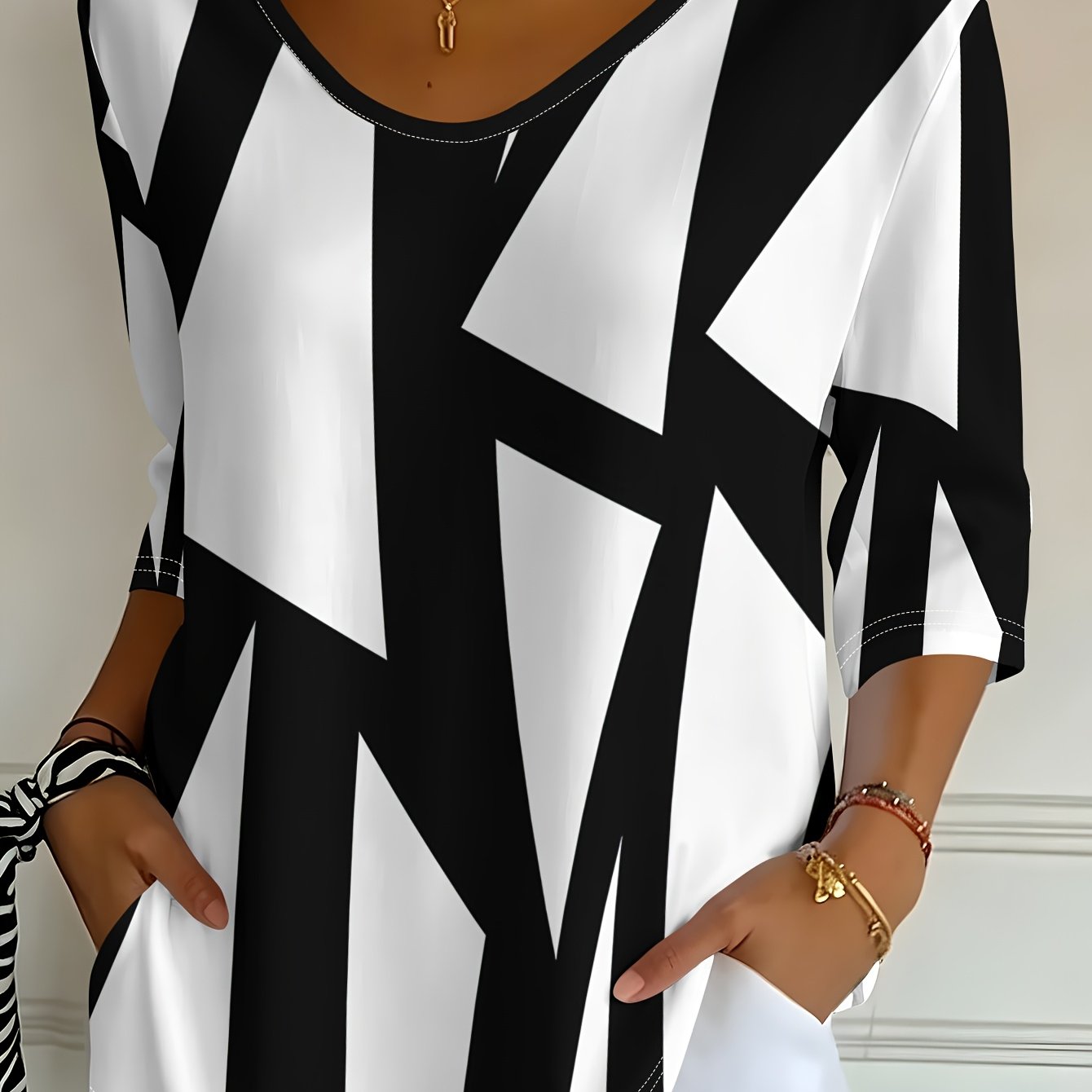 TEMU Women's New Black And White Geometric Interlocking Abstract Pattern Print V-neck Three-quarter Sleeve T-shirt, Spring And Autumn Casual Top