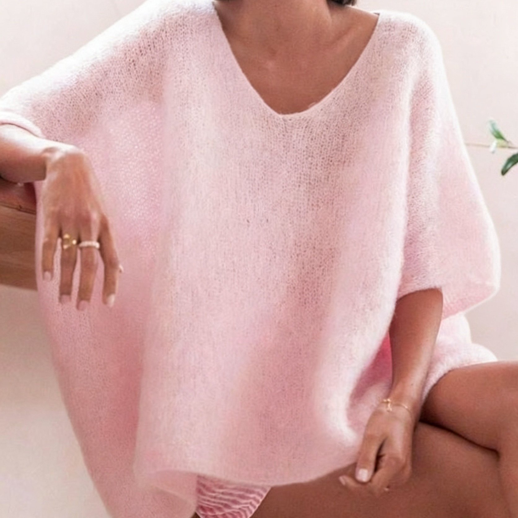 Women' Soft V-neck Sweater - Half-sleeve Blouse-fit Pullover Top | Medium Stretch Suitable For, Non- Solid For Blouses | Hand Washable Versatile Sweater For Layering & Casual Attire (no)