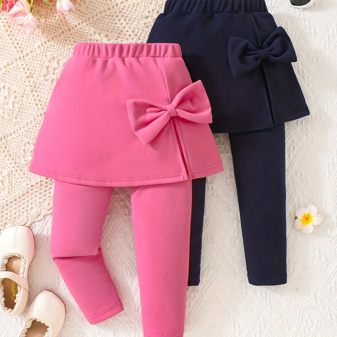 Image of Young Girl Autumn/winter Velvet Bow-decorated Skort, Outerwear For Autumn/winter, 2pcs Set