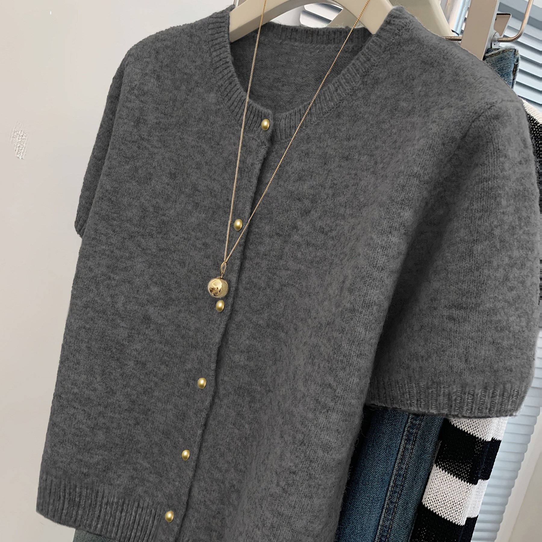 Sweater Coat Loose Fit Sweater Base Layer Round Neck Cardigan Women's Short Sleeve Gavin