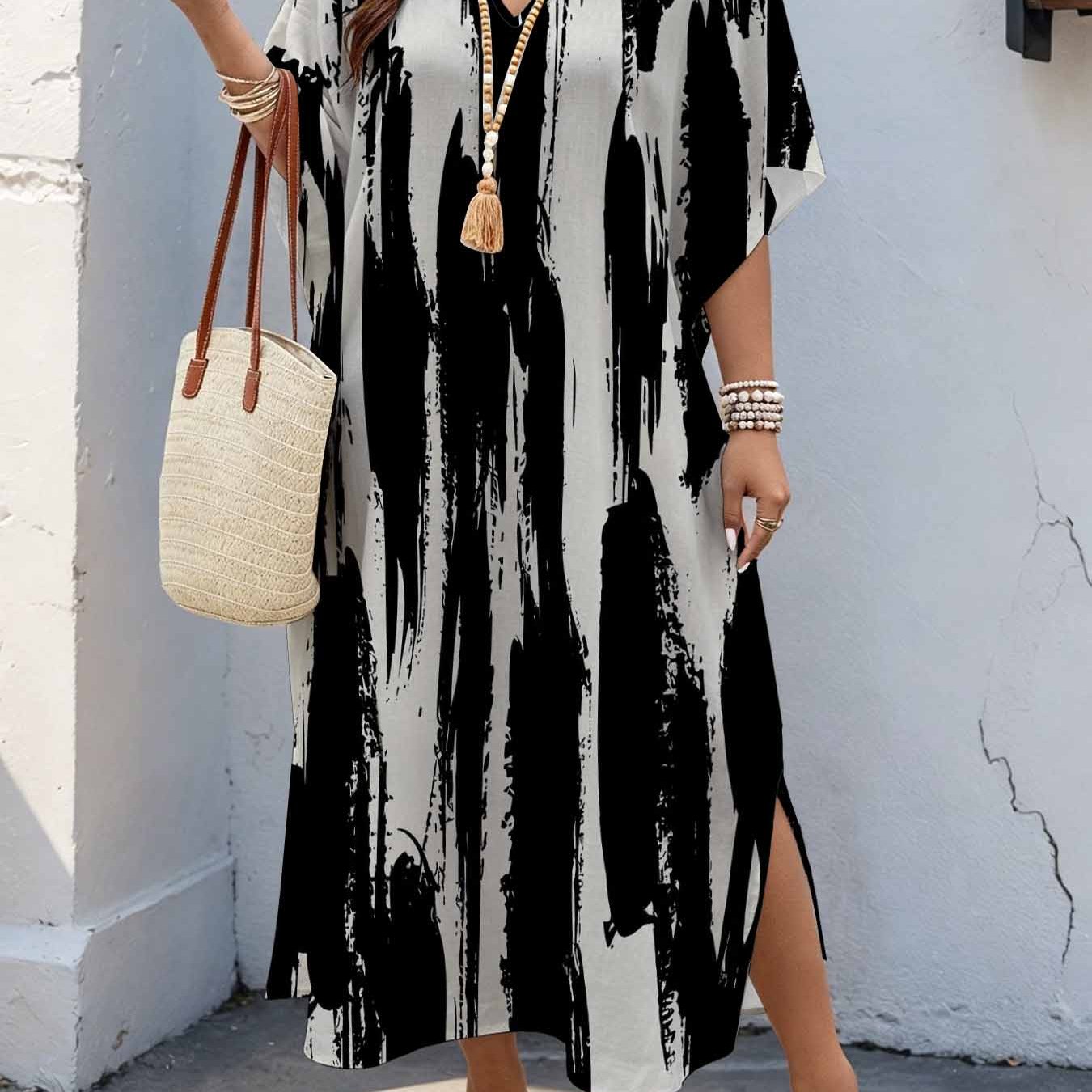 Image of Plus Size, Plus Size Women's 08xl Artistic Minimalist Style, Abstract Black Print Maxi Dress, Batwing Sleeve Dress With Double Side Slits, Loose Casual Summer Dress For Curvy Women