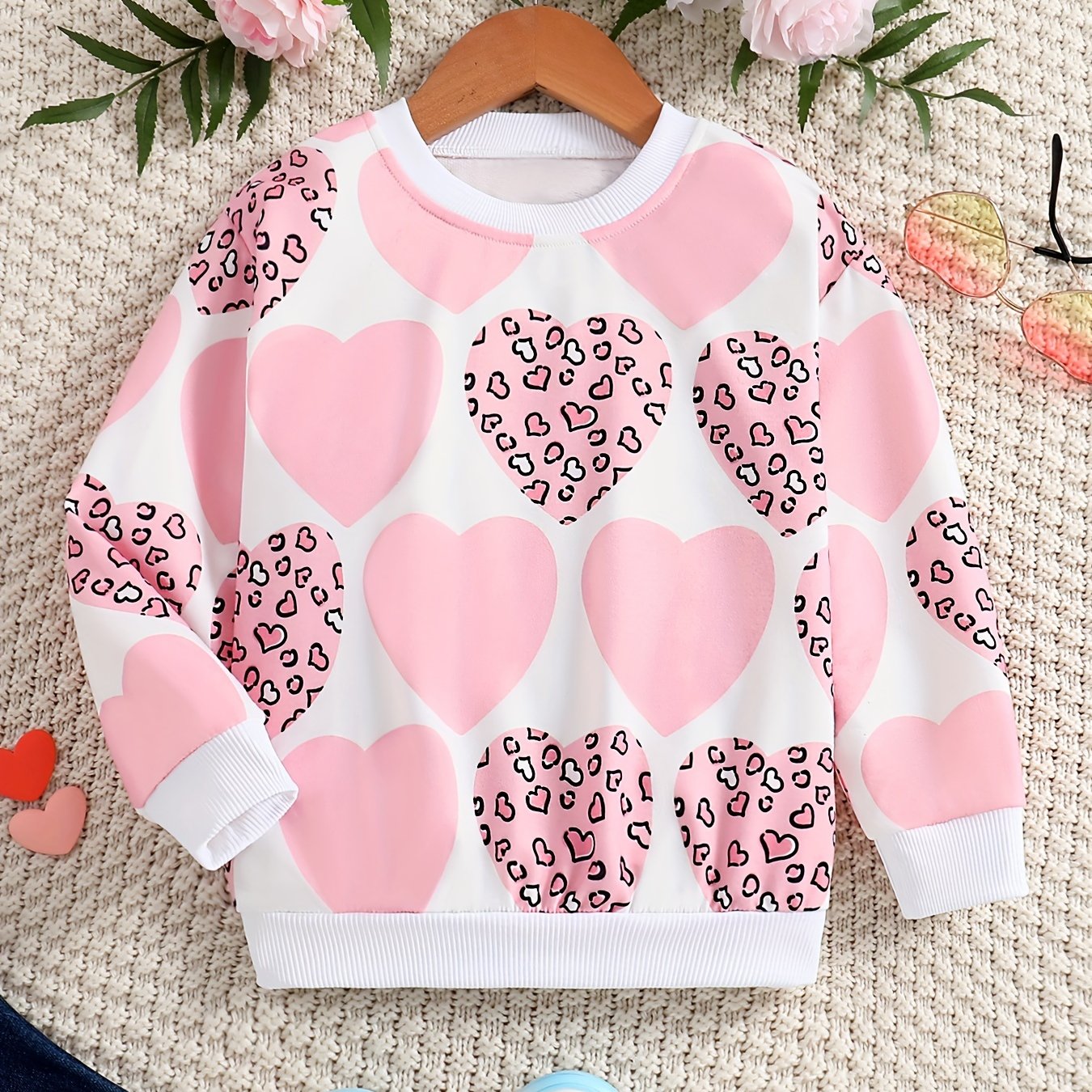 Image of Girls' Fashion Leopard Print Heart Spring Sweatshirt, Children's Heart-shaped Ribbed Crew Neck Casual Top For Inner Or Outer Wear,fall And Winter Clothes