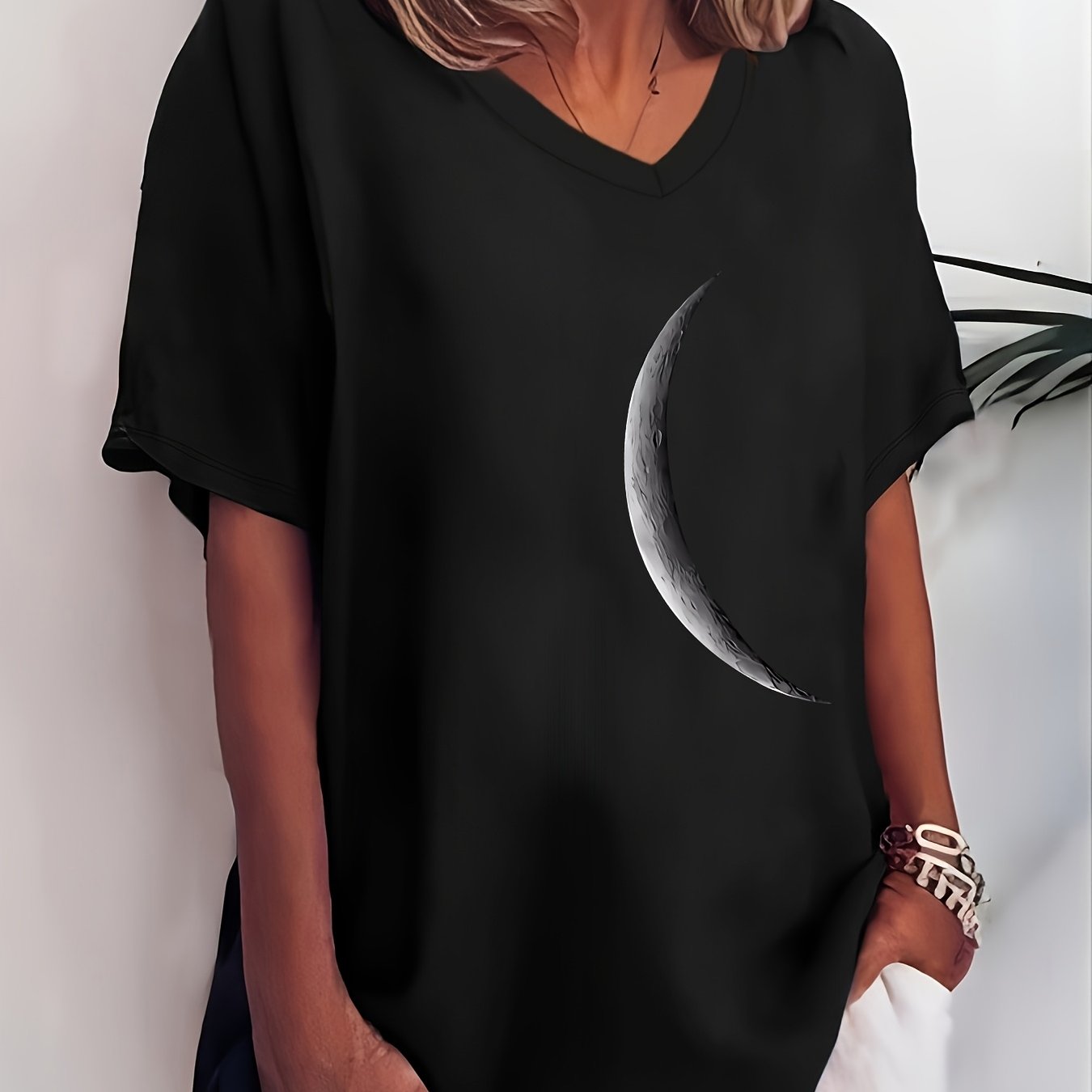 Image of Plus Size - Plus Size Women's Pattern Short Sleeve T-shirt - Moon Design, Breathable Stretchy Fabric, V-neck Batwing Sleeve Casual Top, And Machine Washable, Comfortable Fabric For .