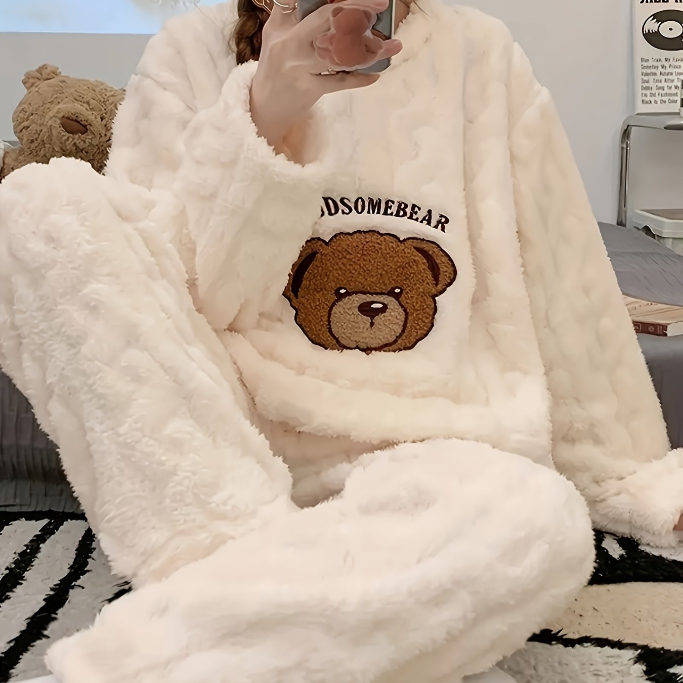 TEMU Women's Plush Easy Style Casual Set, Warm Fleece Fabric, Long Sleeve Round Neck Pullover Top And Loose Pants Home Sleepwear Set, Autumn Winter