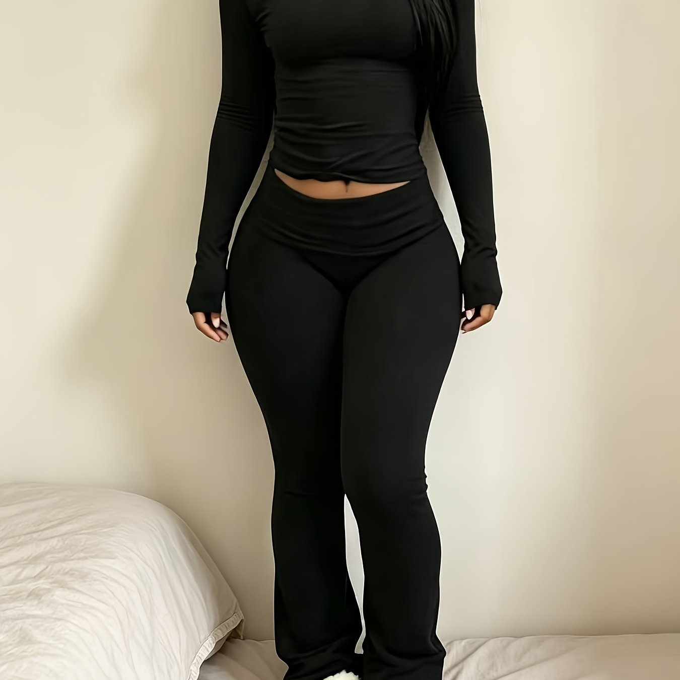 TEMU Autumn/winter Long-sleeve Base Layer Set, Simple Round Neck Long-sleeve T-shirt With Flared Pants, Stylish 2pcs Outfit, Slim Fit For A Look