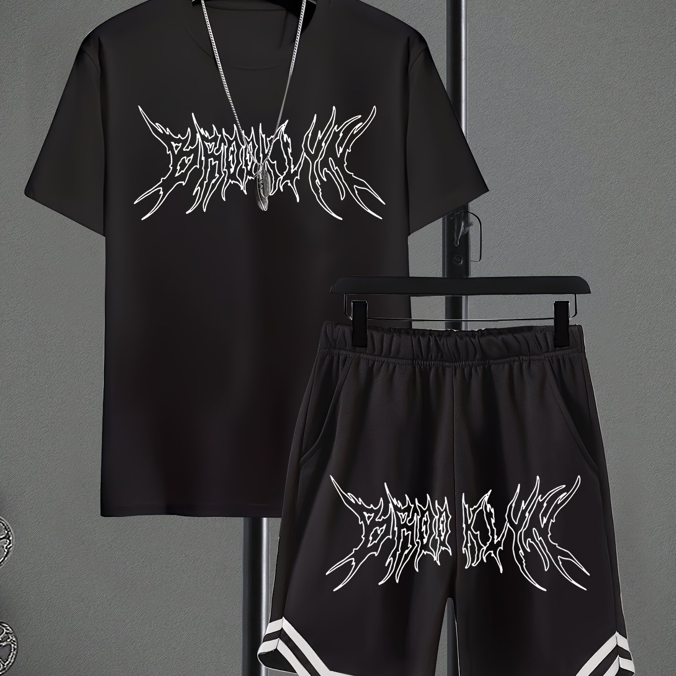 Teenage Boys' Thorns Print Pattern Casual Summer Short-sleeve Ribbon Pants Set Fashionable Outdoor Sports Spring/summer Boys' T-shirt And Shorts 2pcs Set, Perfect For Outdoor