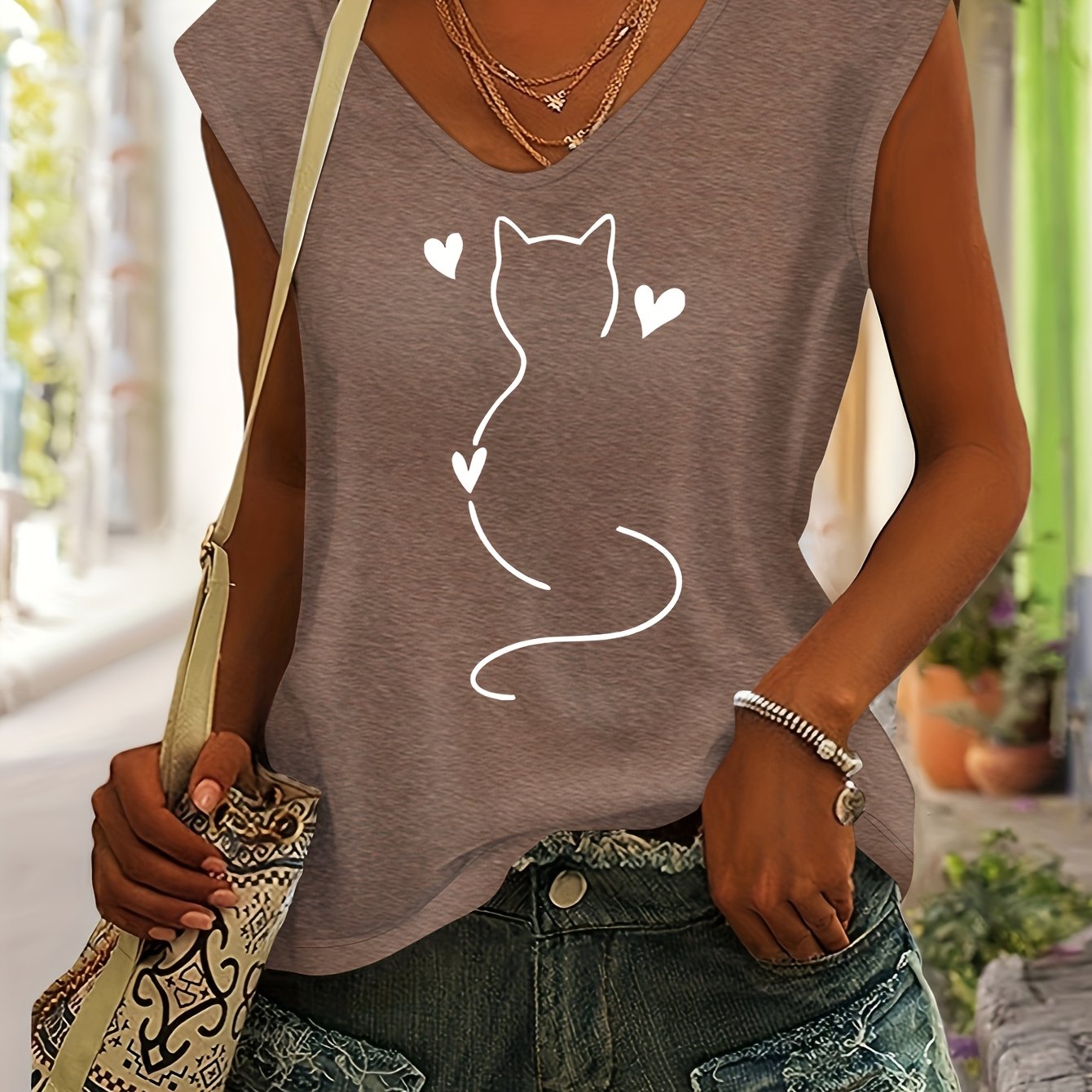 TEMU Women's V-neck Seamless Short-sleeve T-shirt With Cat And Heart Print, Comfortable And Simple , Versatile Top For Spring And Summer