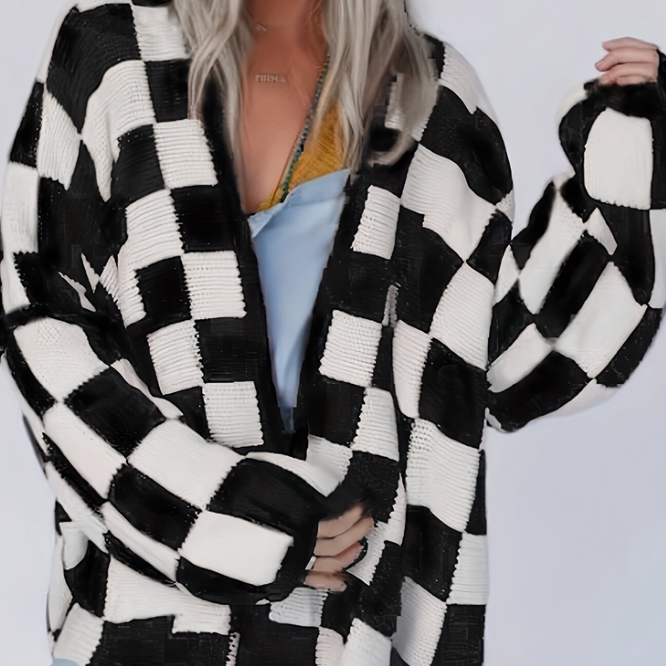 E-shop Cardigan mit karierten Farbblöcken, lässiger Langarm-Pullover mit heruntergezogenen Schultern für Damen, geeignet für Herbst und Winter