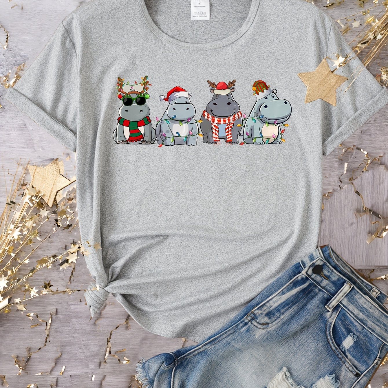 TEMU Hippopotamus Christmas Graphic Print T-shirt, Short Sleeve Crew Neck Casual Top For Summer & Spring, Women's Clothing