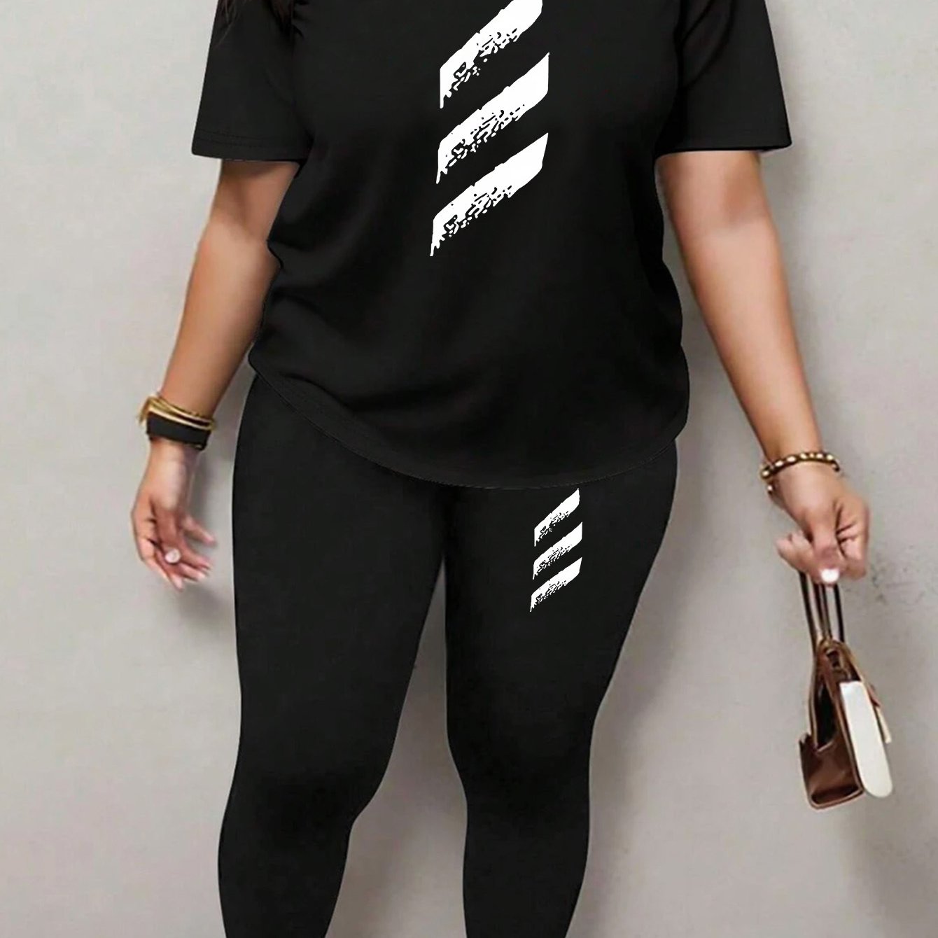 TEMU Plus Size - Plus Size - Plus-size Casual Women's Outfit Featuring Geometric Patterns, Including A Round-neck Short-sleeve Top And Long Pants,