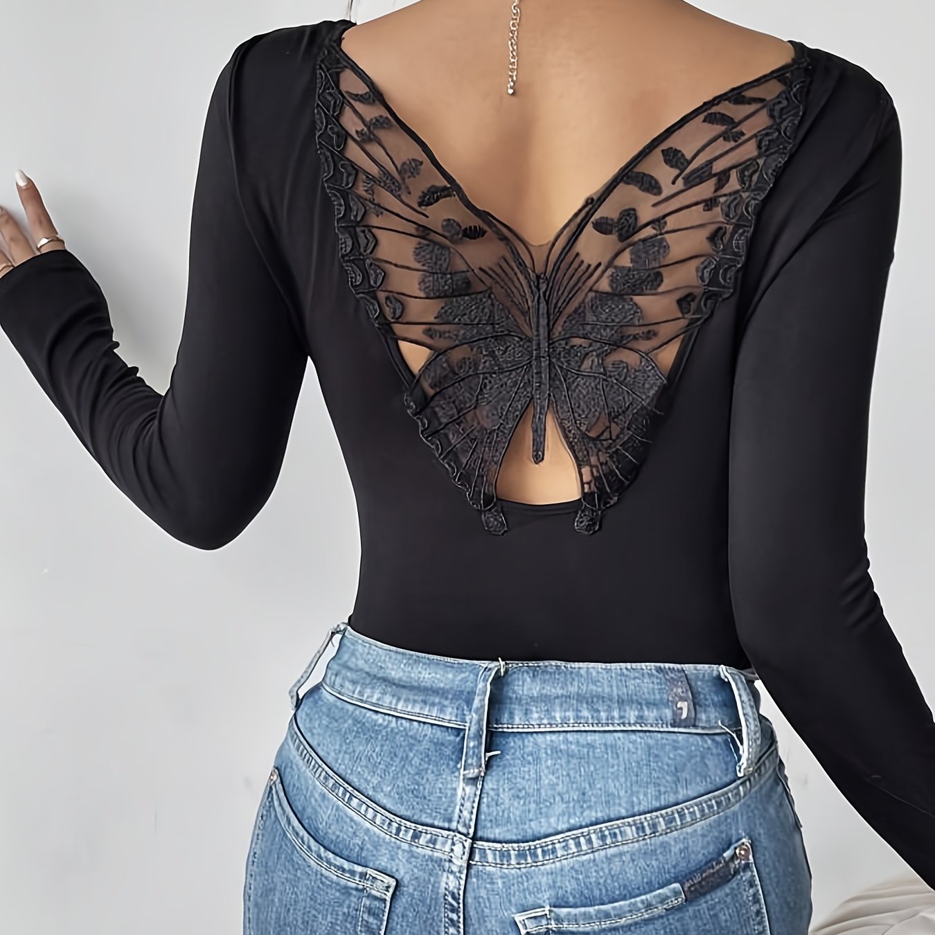 Image of 2024 Spring/summer New Women's Top, Elegant Back Cut-out With And Lace Appliqué, Solid Color Long Sleeve T-shirt