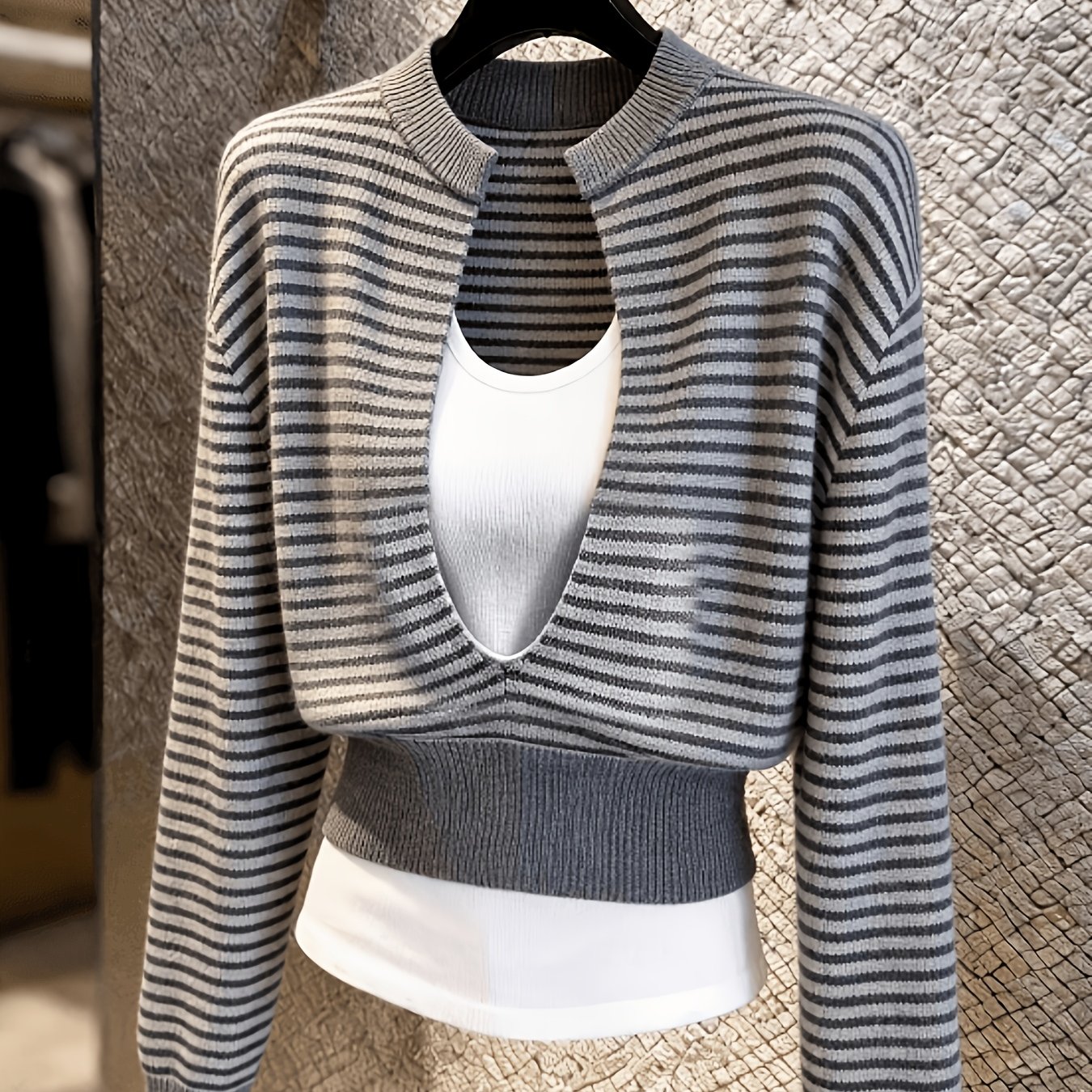TEMU Striped Stand Collar 2-in-1 Look Top, Elegant Versatile Ribbed Waist-cinching Cropped Long-sleeve Pullover For Home, Office, And (2-in-1 Look)