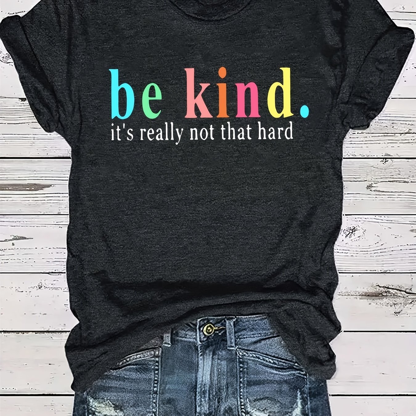 TEMU T-shirt « Be Kind » - T-shirt doux rétro à manches courtes avec lettrage multicolore et , t-shirt décontracté à col rond adapté aux tenues aux ,