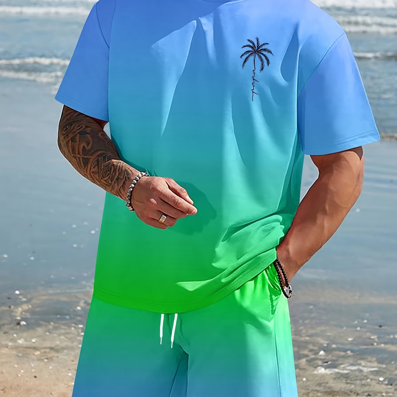 Image of 2pcs Men's Casual Sportswear Set, Hawaiian Style With Gradient Design, Round Neck Short Sleeve T-shirt And Drawstring Elastic Waist Shorts, Perfect For Summer Outdoor Activities