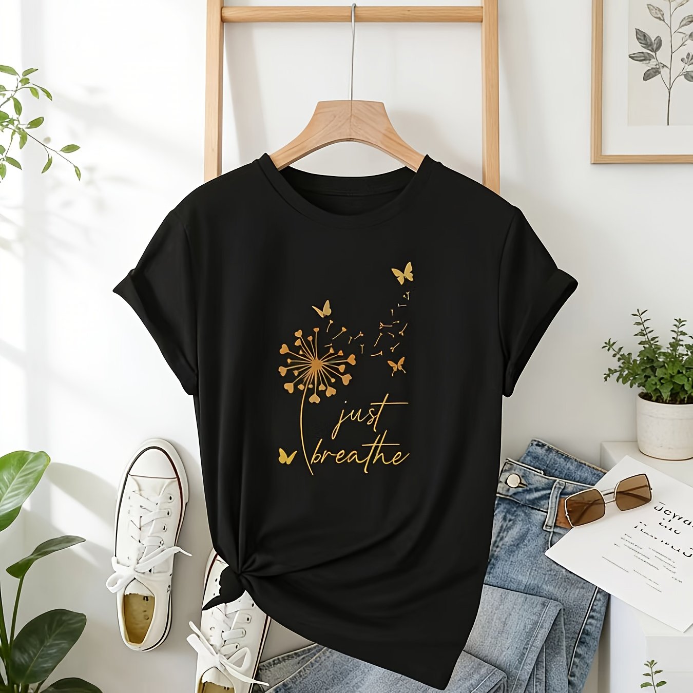 TEMU Elegant Women's Blouse, Artistic Dandelion And Print - Round Neck Short-sleeved Casual Top, Natural , Comfortable, Stylish, Easy, Elegant