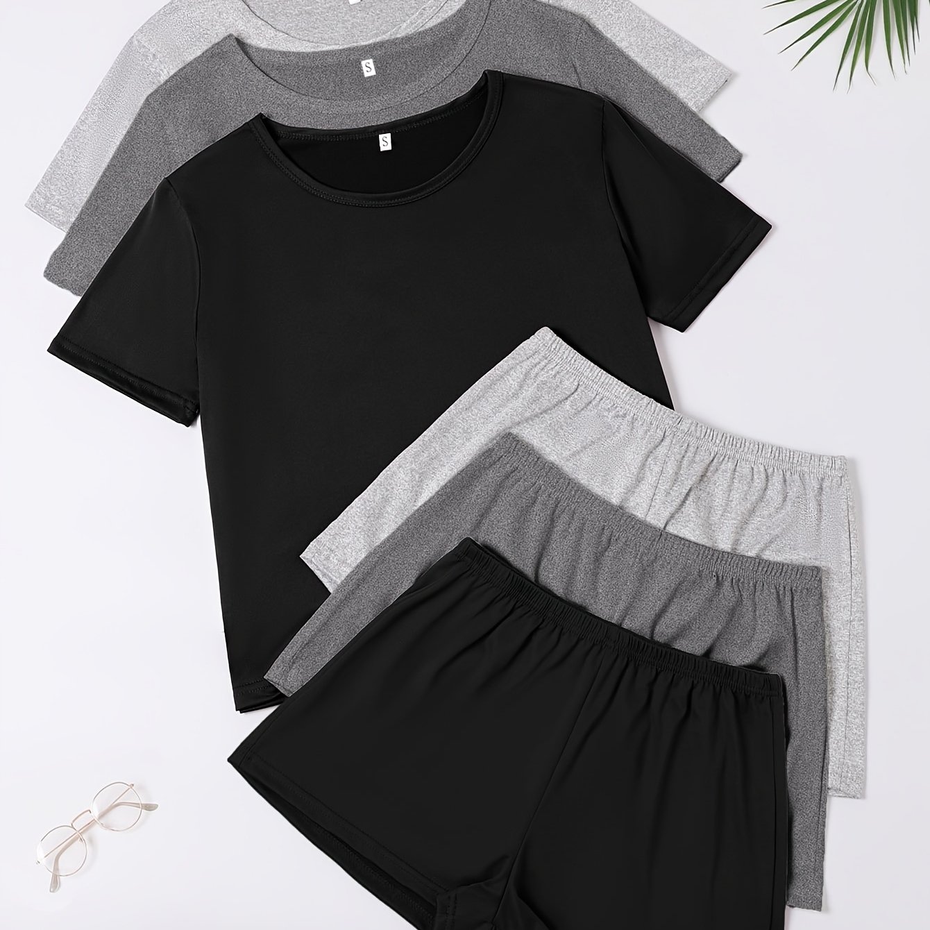 E-shop Lässiges Damen Outfit, 3-teiliges Set, Kurzarm und Shorts, einfarbig, für den Sommer, locker und bequem