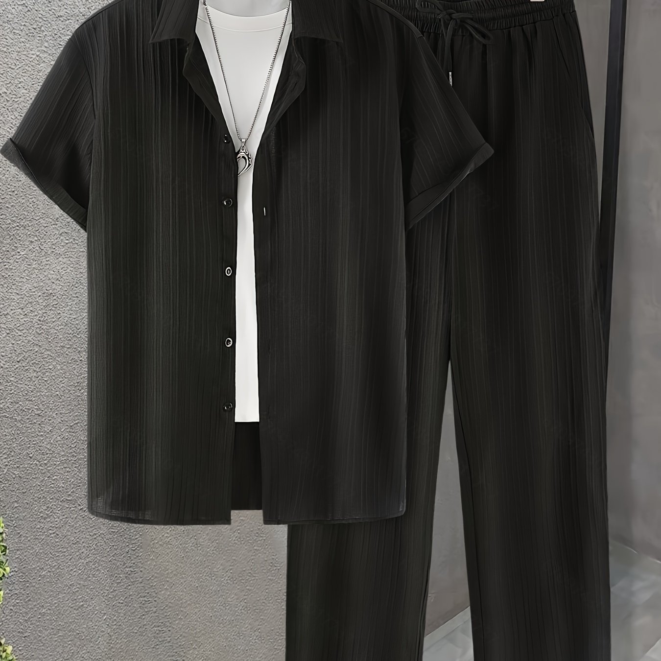 E-shop Frühlings-Sommer Herren Kurzarm Cardigan Kragen Hemd Freizeit Oberbekleidung Set Herrenmode Gestreifter Stil