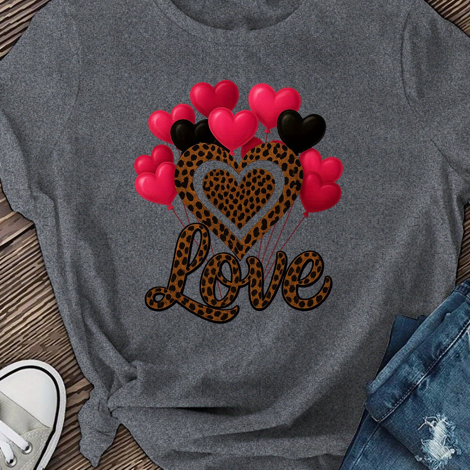 Leopard Print Heart And Balloon Pattern Women's Short-sleeved T-shirt, Pattern Printed Round-neck T-shirt, Casual Short-sleeved T-shirt, Regular Length