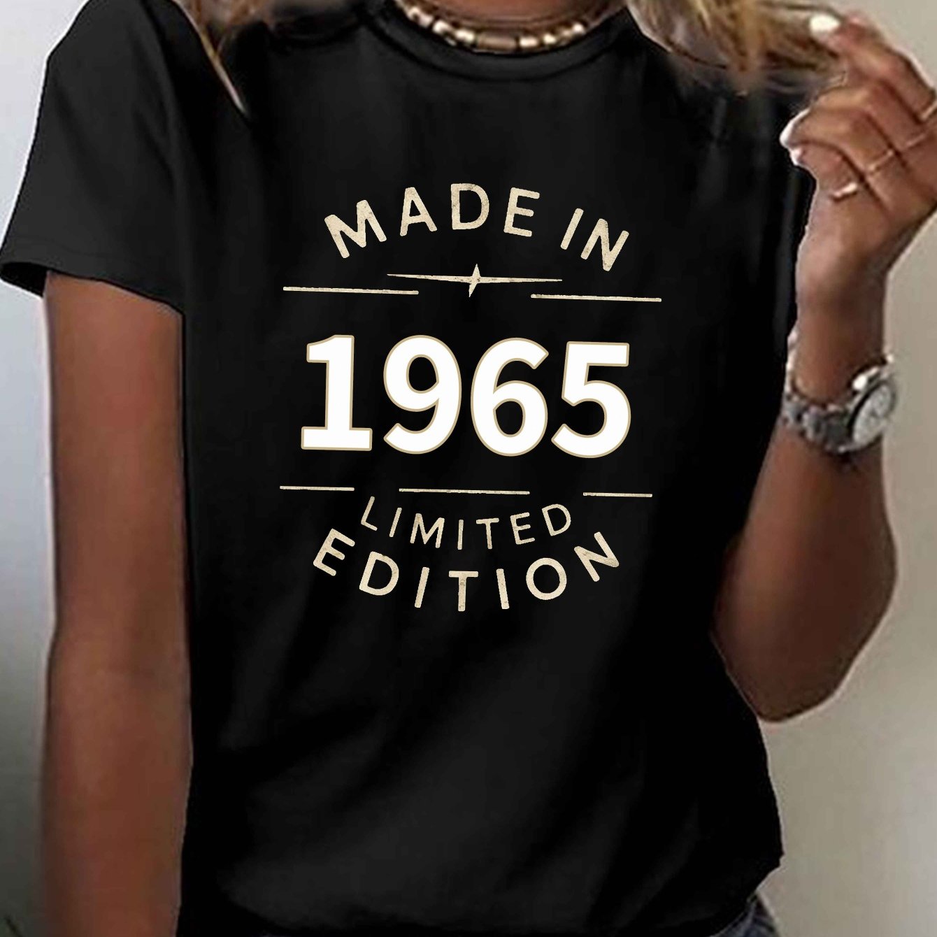 TEMU T-shirt à manches courtes et col rond avec un imprimé d' de 1965, parfait pour un look décontracté et en été, conçu