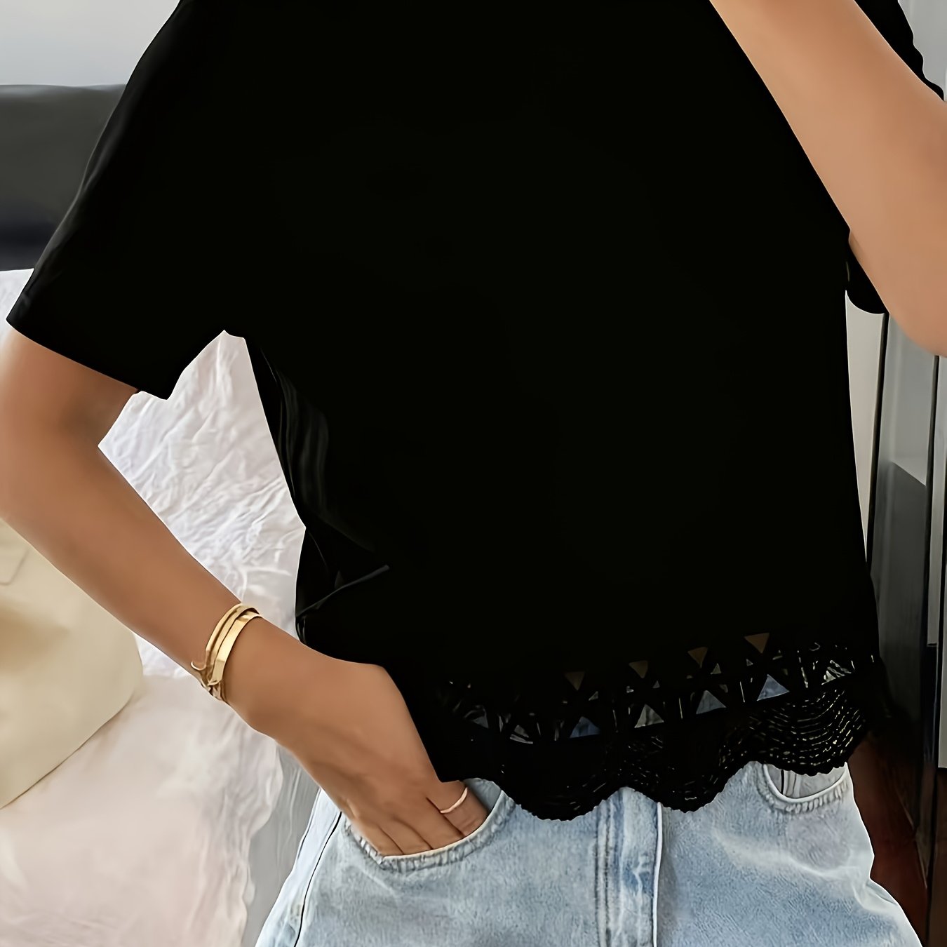 E-shop Damen Einfarbiges, lockeres Oberteil mit Rundhalsausschnitt, kurzen Ärmeln, Spitzen-Patchwork, lässiges Sommer-T-Shirt, geeignet für