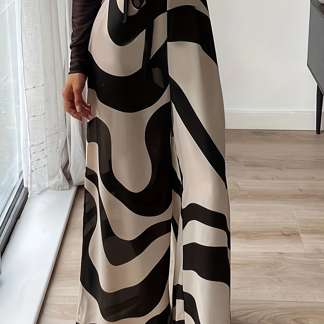 Striped Print Draped Wide-leg Pants