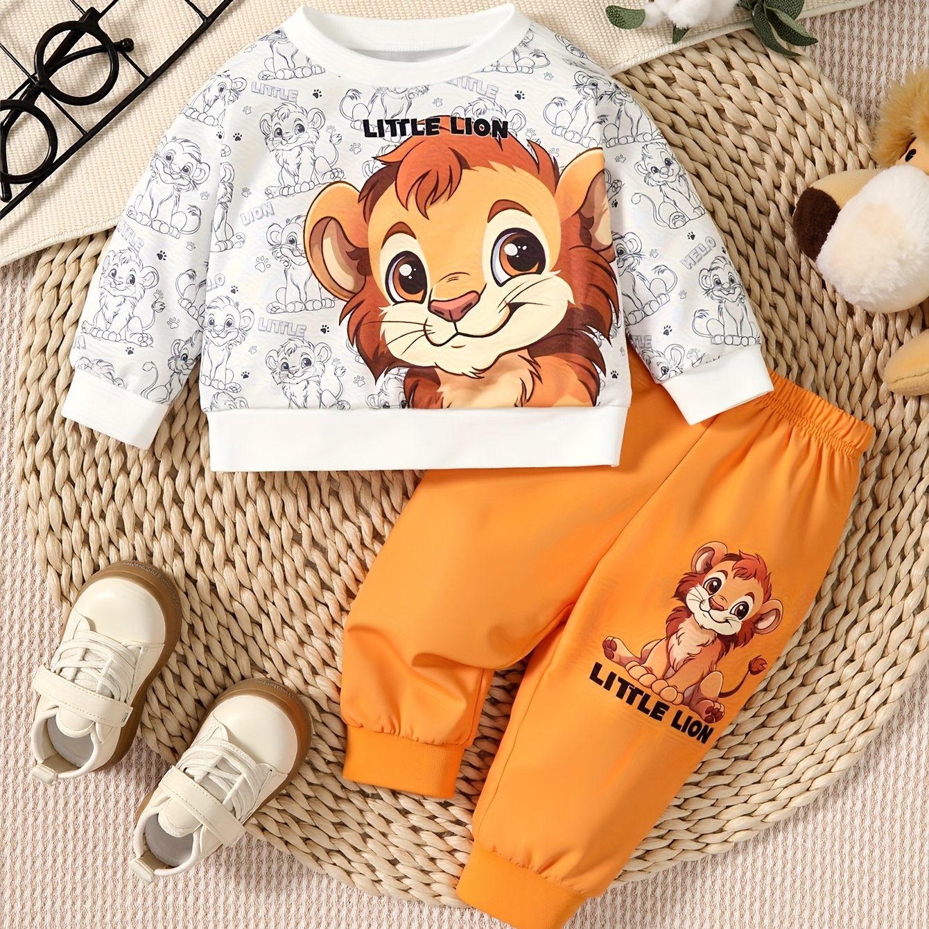 Image of Boys' New Fashionable Casual Lion Pattern Long-sleeve Pullover Top + Lion Print Long Pants Sweatpants 2pcs Set, Perfect For Outdoor,christmas,halloween