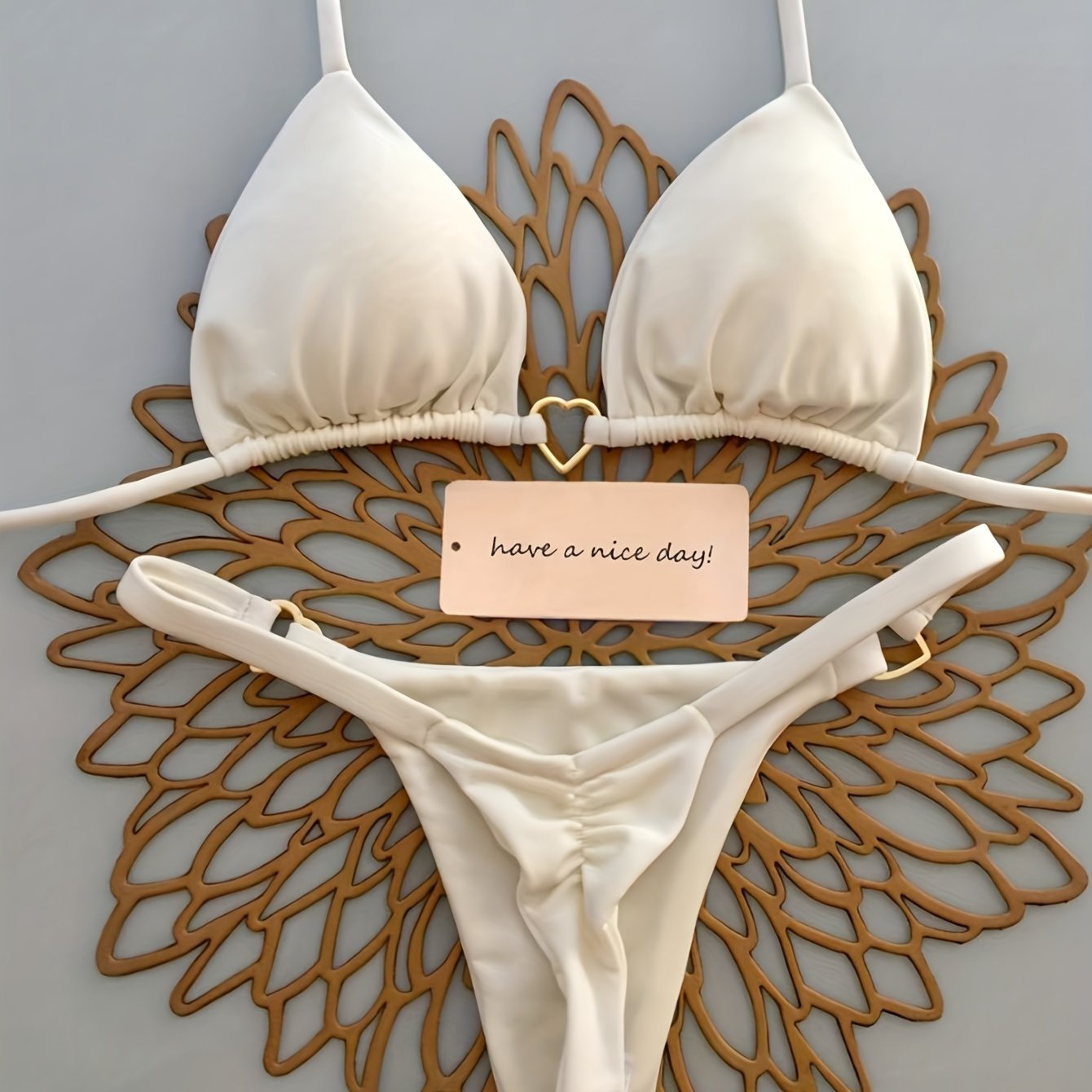 E-shop Neuer Strand Pool Party Einfarbiger Herzförmiger Metall-BH Bikini mit Schlitz für Damen
