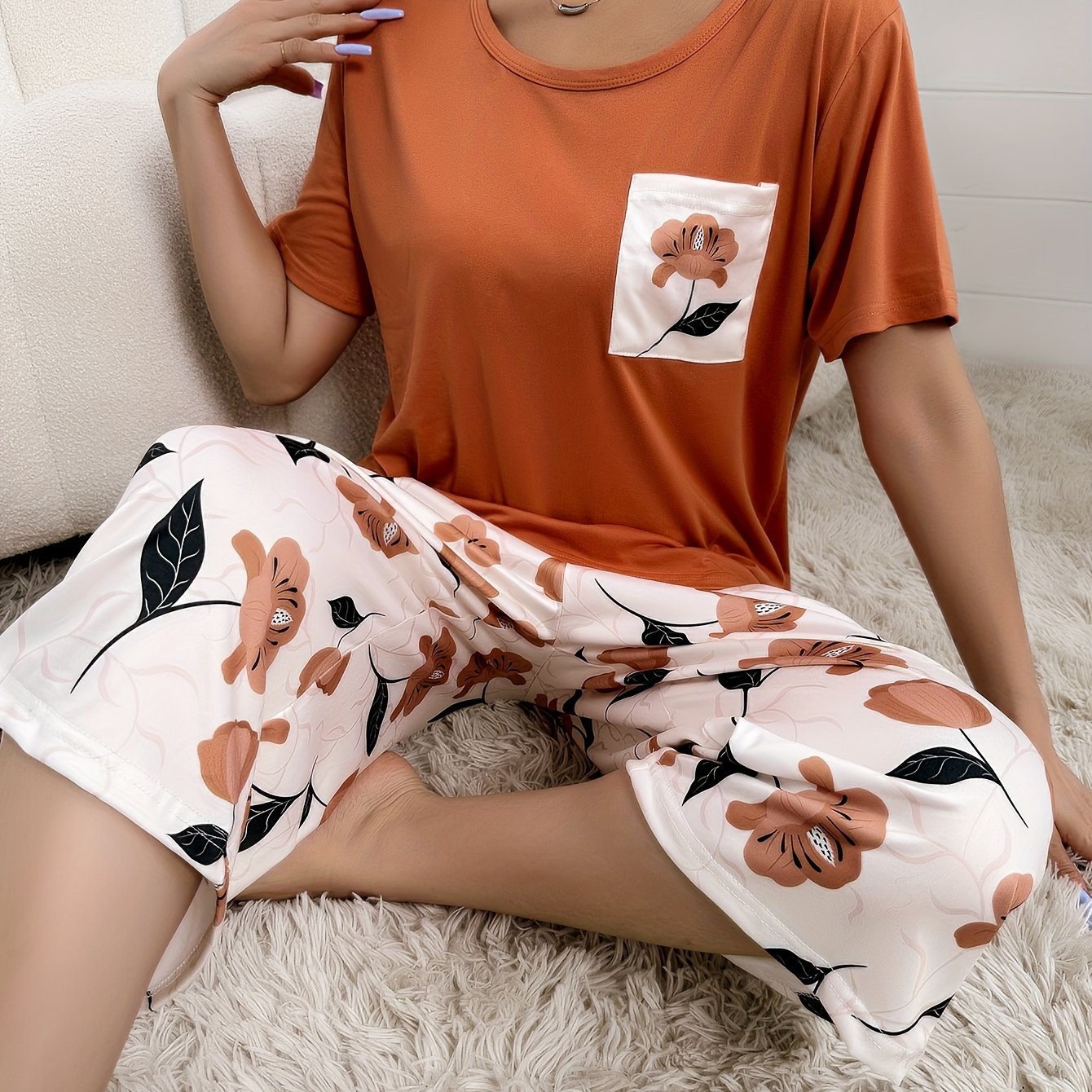 TEMU Women's Floral Pajama Set, Short Sleeve Round Neck Top & Capri Pants, Comfortable Relaxed Fit