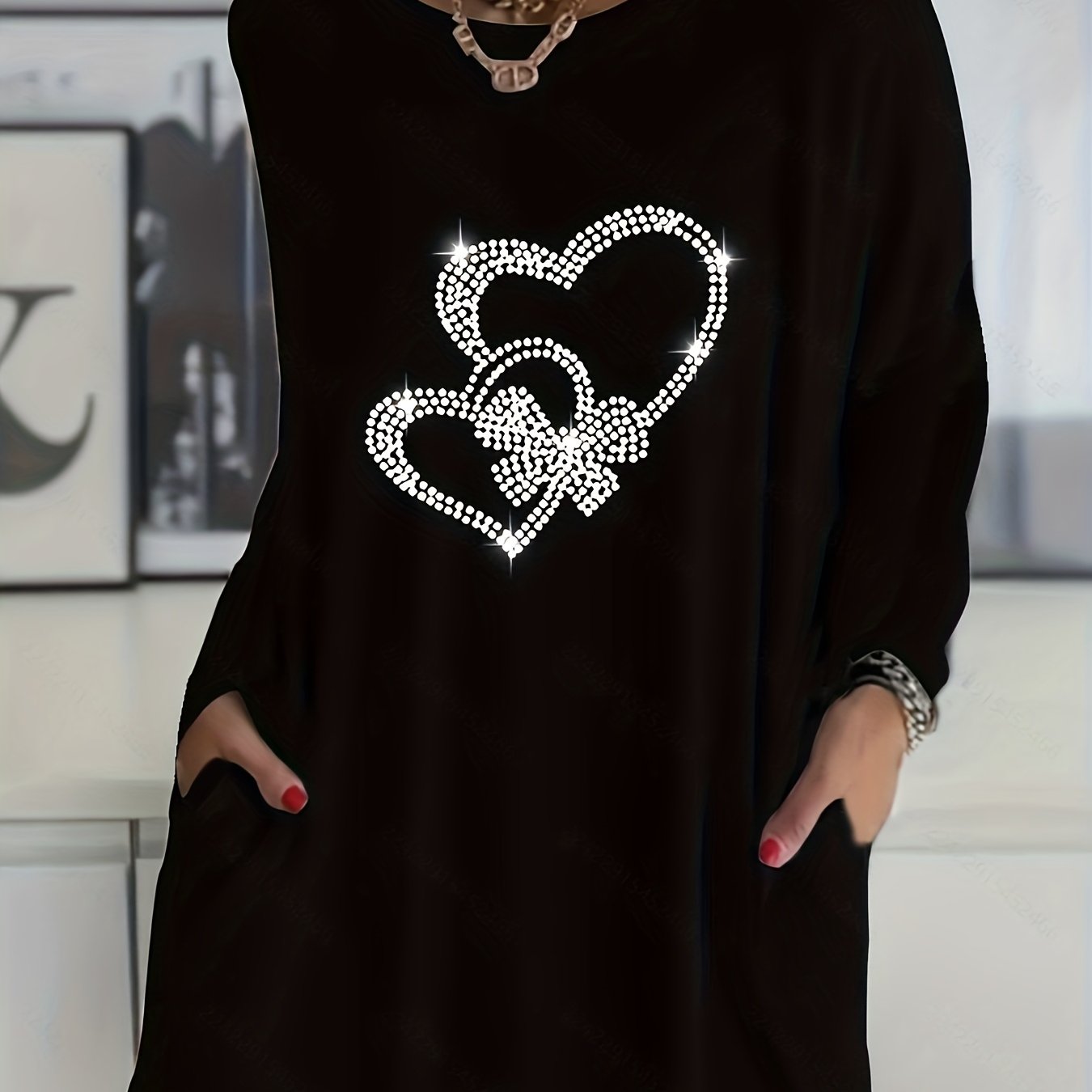 E-shop Plus-Size Damen-Langarm-T-Shirt mit Strassherz-Design, Seitentaschen & Rundhalsausschnitt - Dehnbarer Polyester, Ganzjahreskomfort,