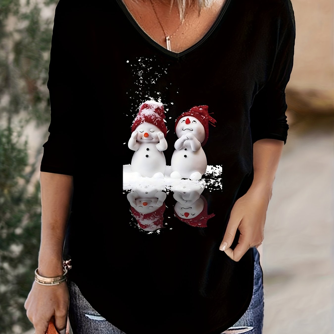 Image of Plus Size - Plus Size - Plus Size Women's Fashion Casual Christmas Snowman Theme Printed V-neck 3/4 Sleeve Top, Party Wear, -care Elastic Fabric