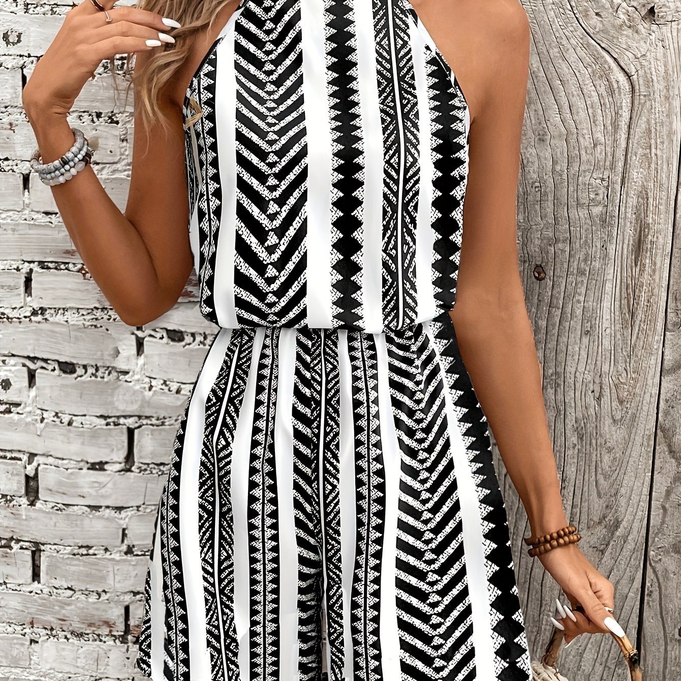 TEMU Women's Striped Halter Neck Top And Shorts Jumpsuit, Fashion 1pc Romper