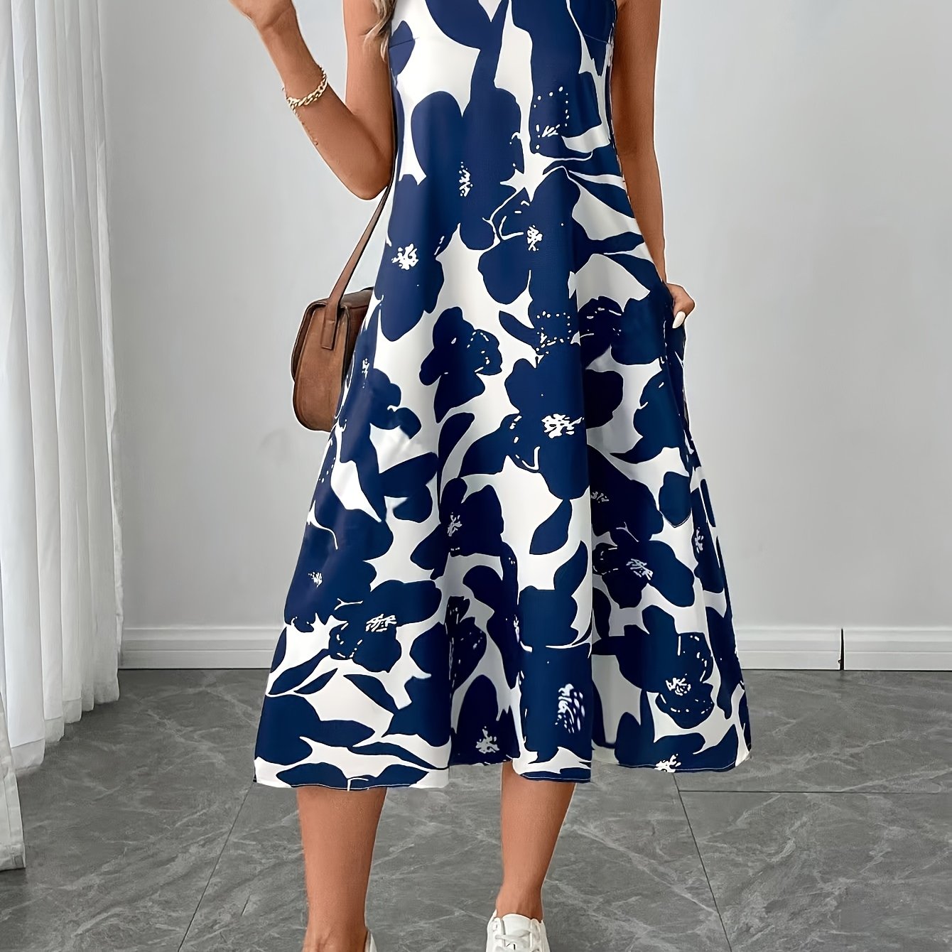 E-shop Damen Ärmelloses A-Linien Maxikleid - Sommer Blumenmuster Lockerer Schnitt Rundhals Elegantes Midi- bis Maxilänge Kleid mit Ausgestelltem Rock,