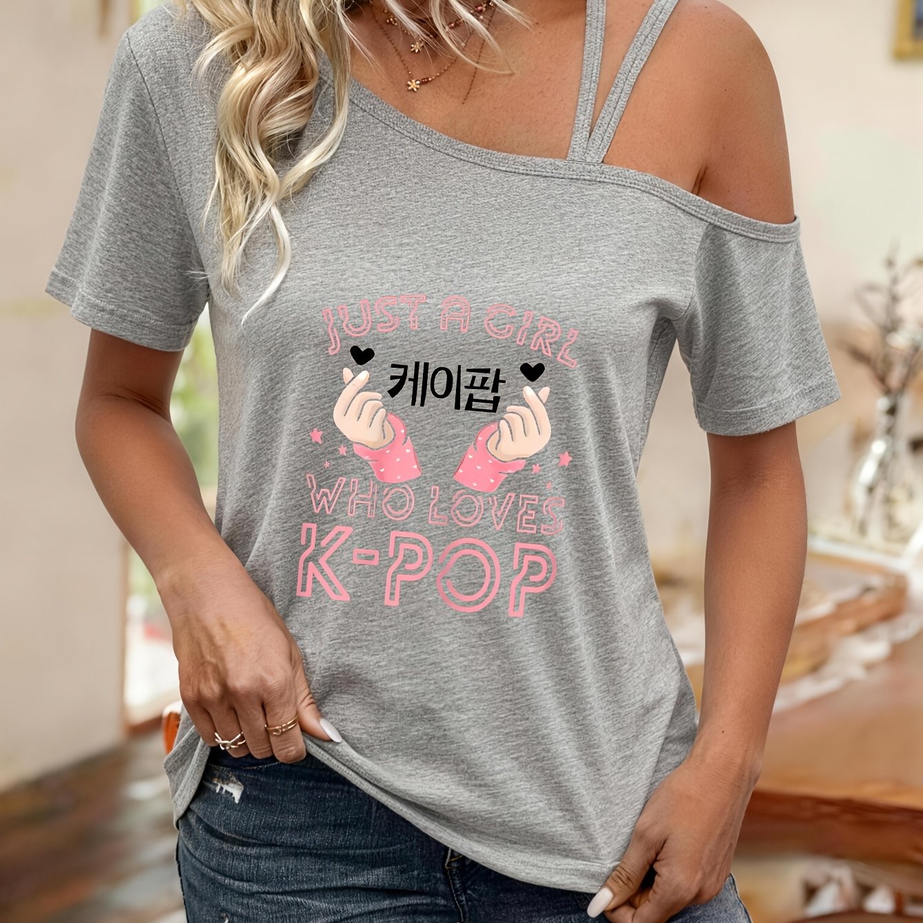 TEMU Women's K-pop Themed Y2k Group Print Off-shoulder/ Neck Top - Cute Hand Gesture & K-pop / Graphics, Casual Summer Blouse -pop Fan Outfits,