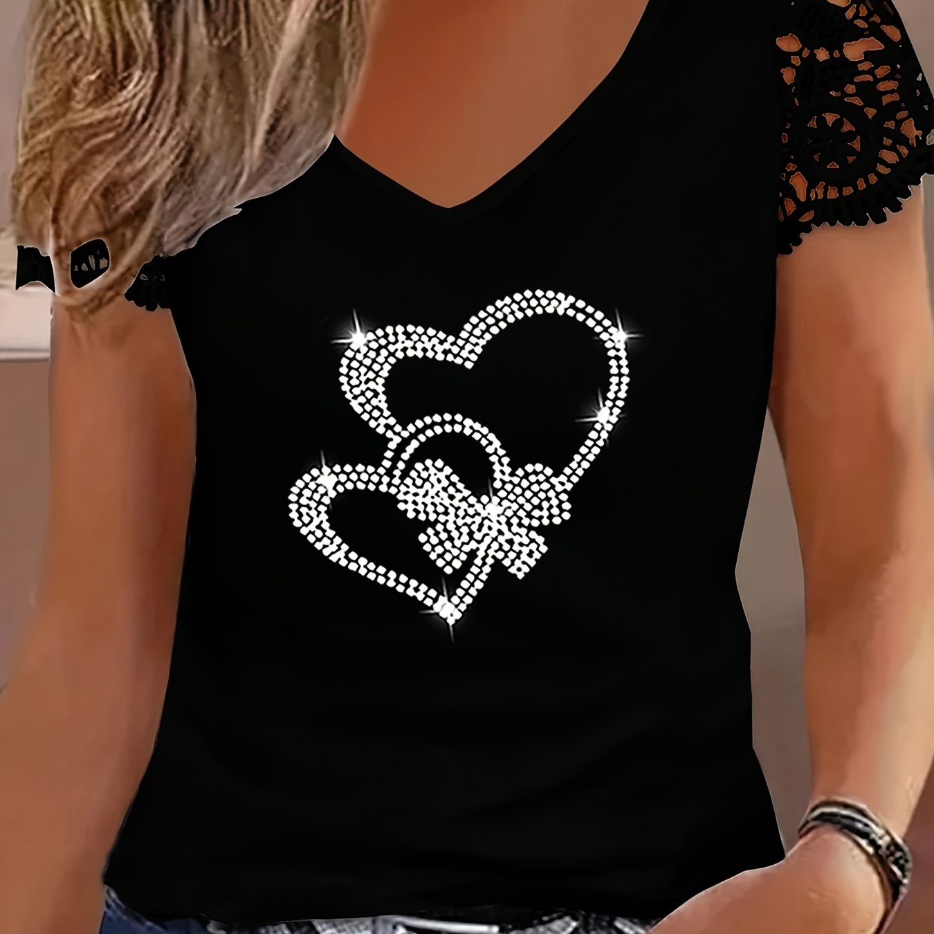 E-shop Elegantes Damen-T-Shirt mit V-Ausschnitt, Spitzenärmeln, Herz-Schleife Strasssteinen, trendiges modisches Damen-Top