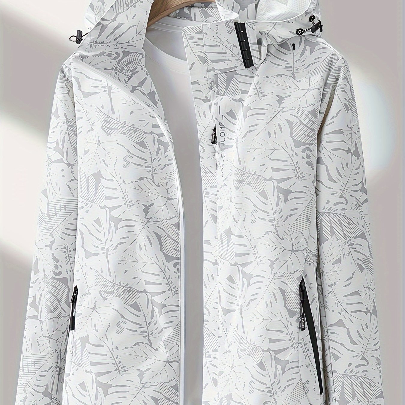 Image of Women's Plus Size Spring/autumn Sporty Casual Outdoor Jacket, Fashionable Single-layer Detachable Hooded Outerwear For Hiking, Trekking, Golf, And Running