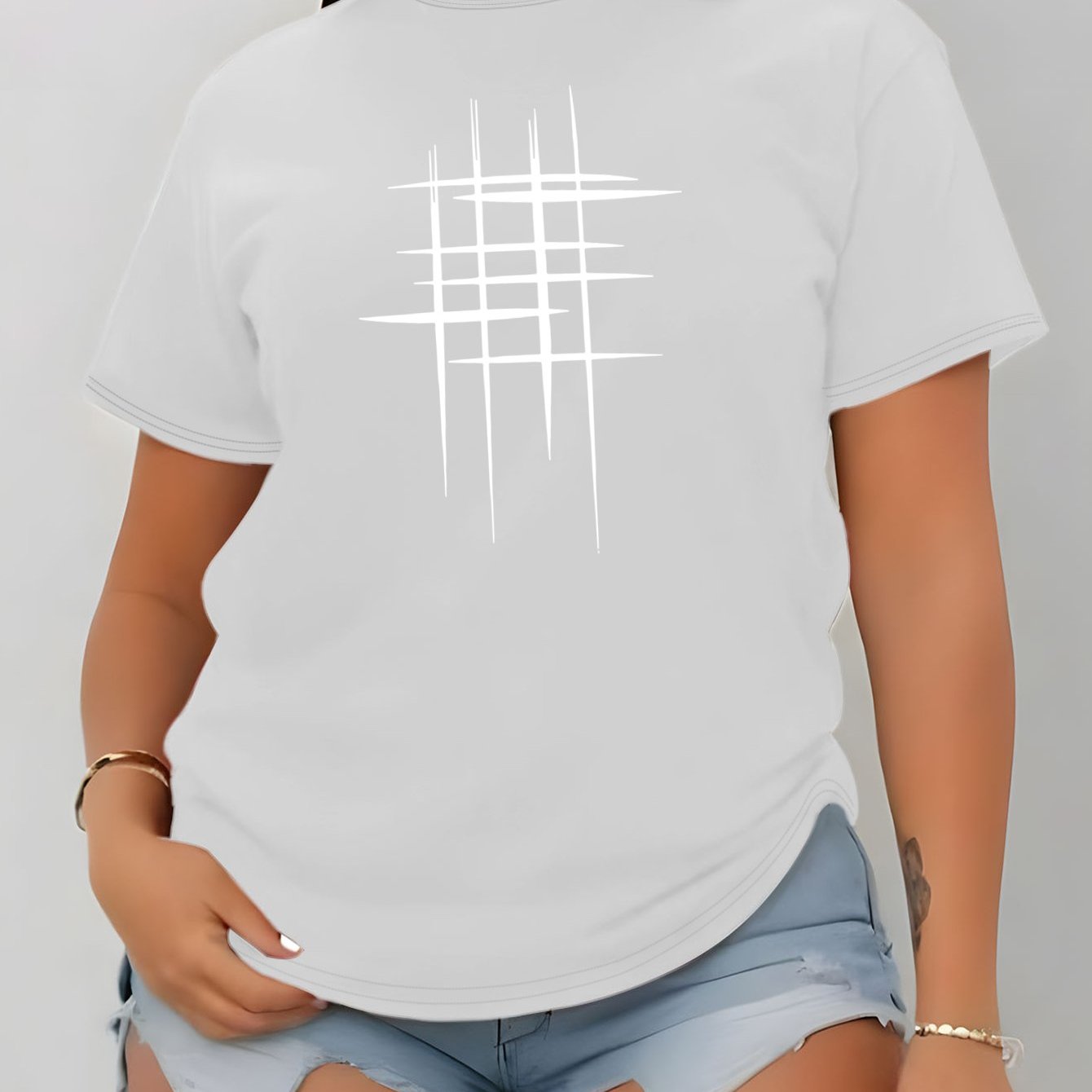 TEMU Ladies' Exquisite Print T-shirt - Women's Summer Clothing, Fashionable Print, Breathable And Comfortable, Round Neck Women's Tee, Soft Fabric,