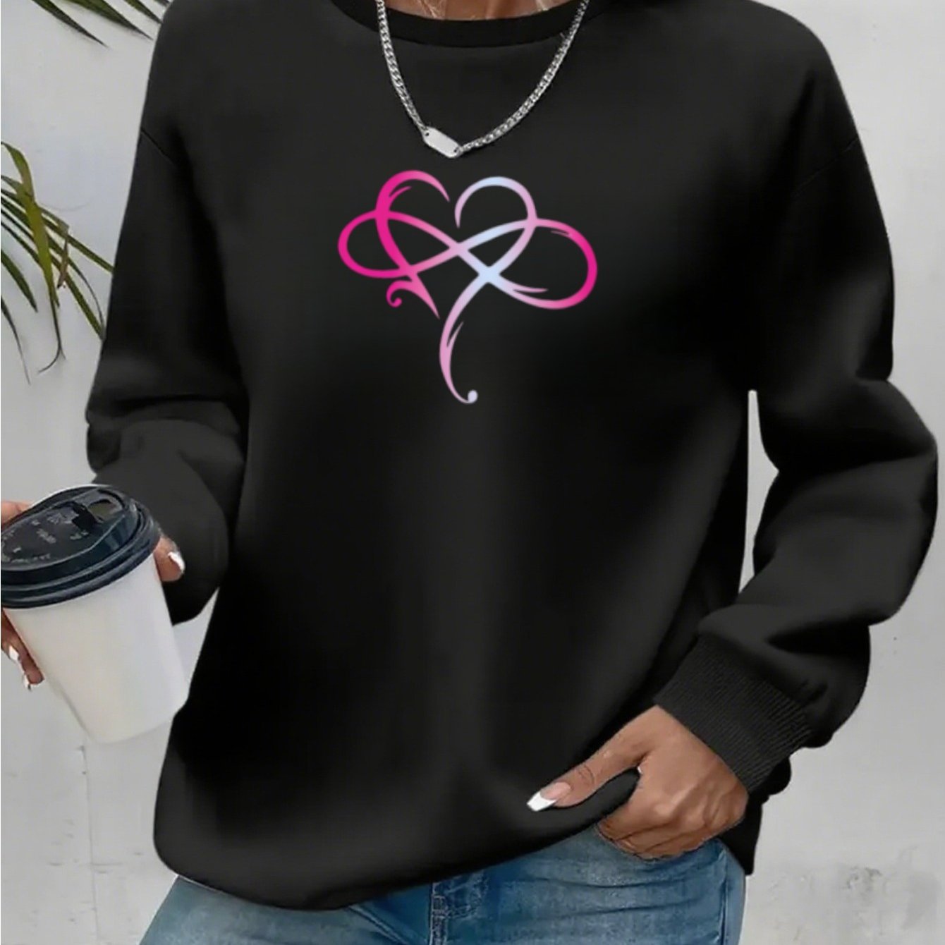 Image of Autumn And Ladies Elegant And Beautiful Y2k Style Gradient Color Love Heart Pattern Print Hoodless Fleece Sweatshirt - Long-sleeved Fleece-lined Casual Swear Top